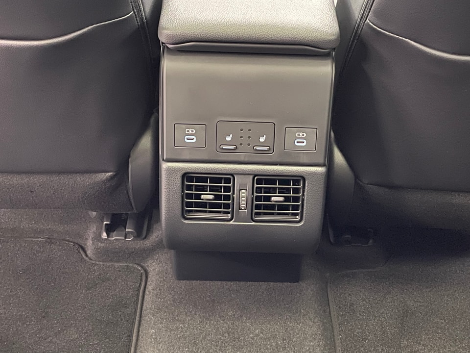 bZ4X Electric 71.4 kWh Premium 11 kW OBC