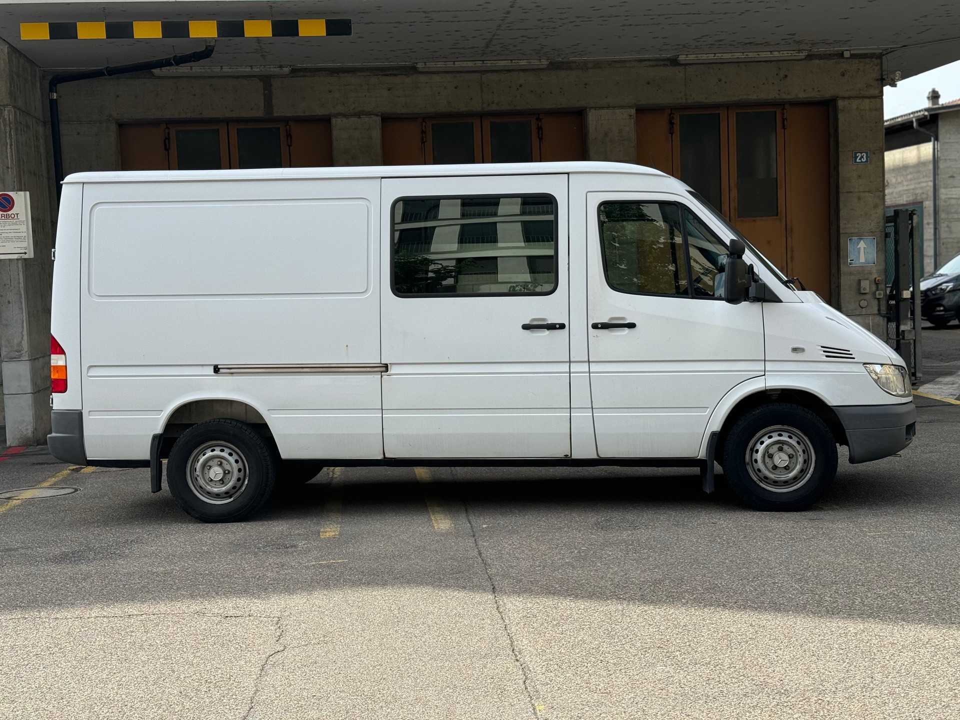 MERCEDES-BENZ Sprinter 311 CDI-image-2