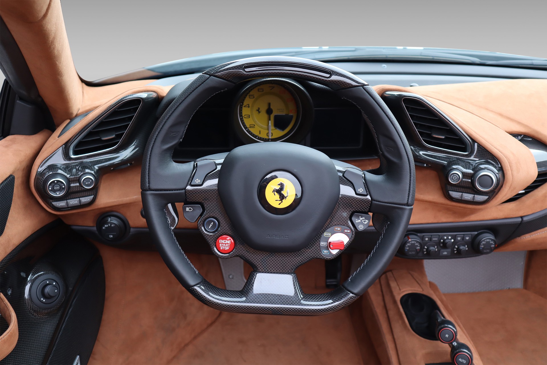 FERRARI 488 Pista Spider 3.9 V8-image-14