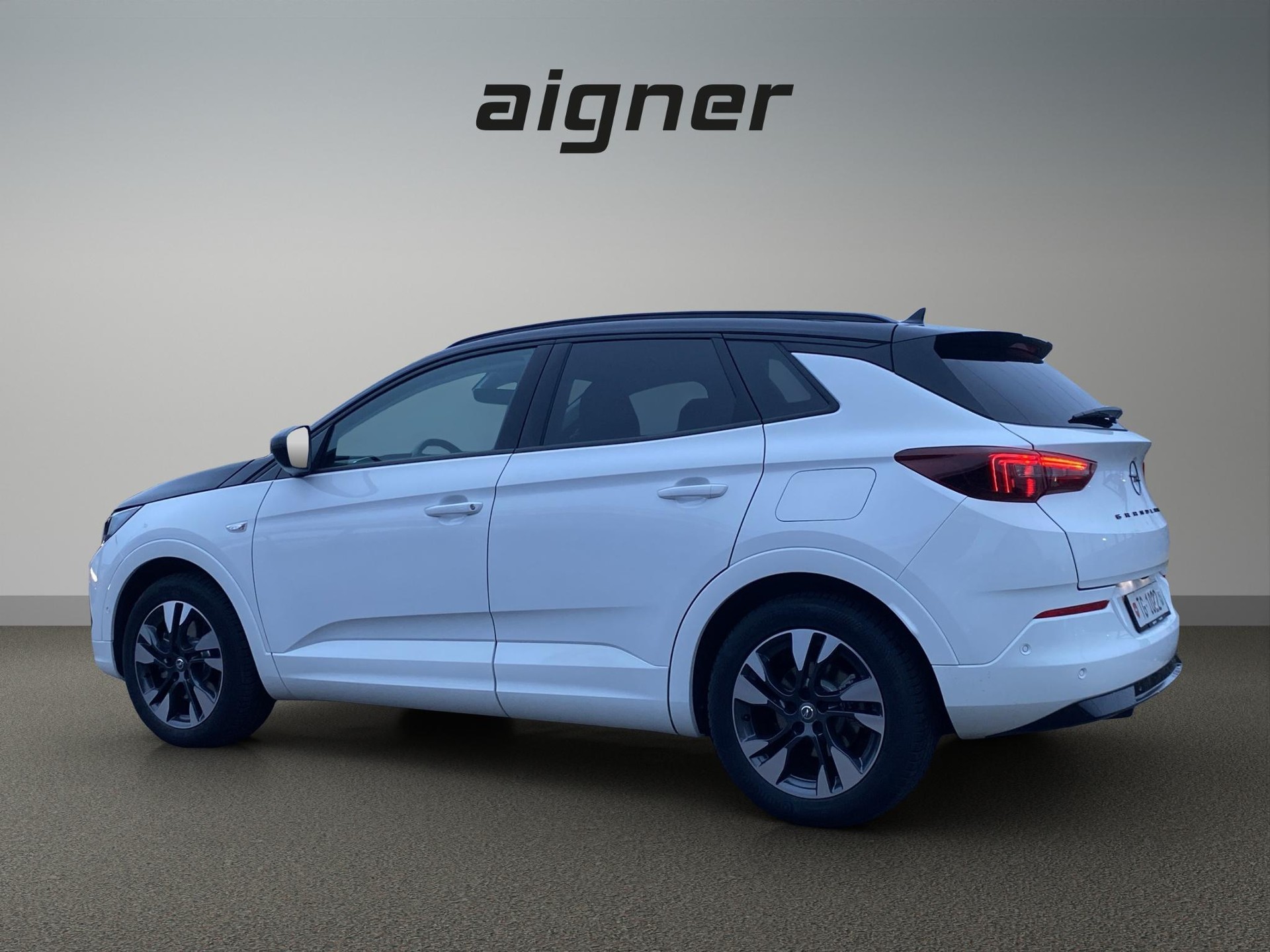 OPEL Grandland 1.6 T PHEV GSE-showroom-element-2