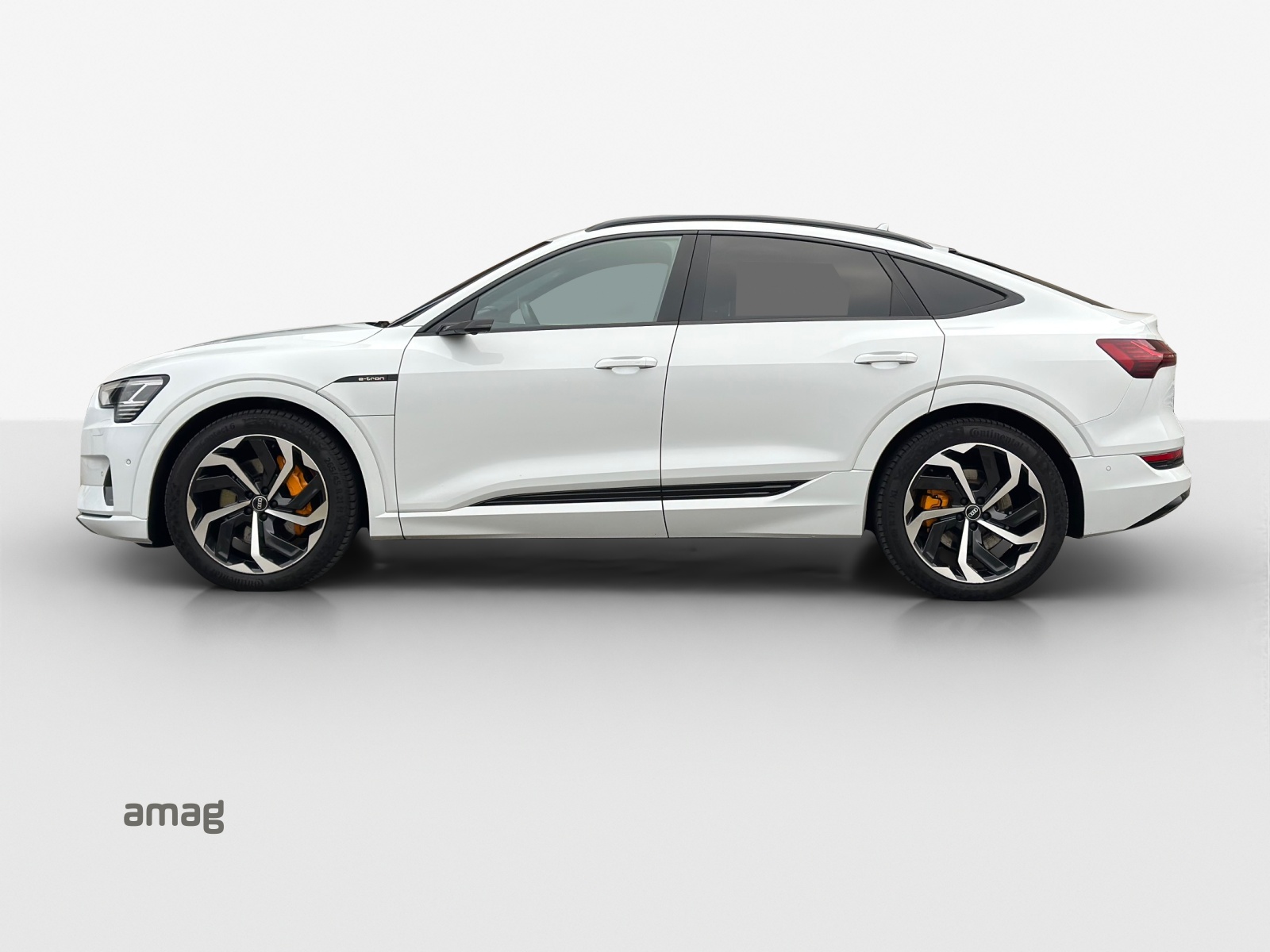 AUDI e-tron 55 Sportback Advanced Black Edition quattro-image-1