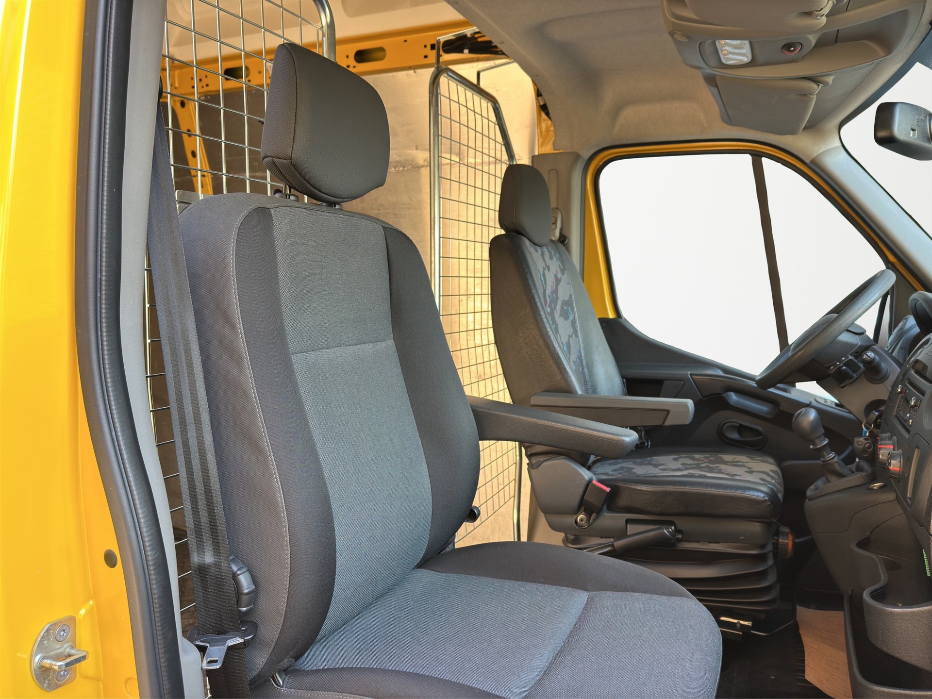 RENAULT Master T35 2.3dCi 130 L3H3-image-14