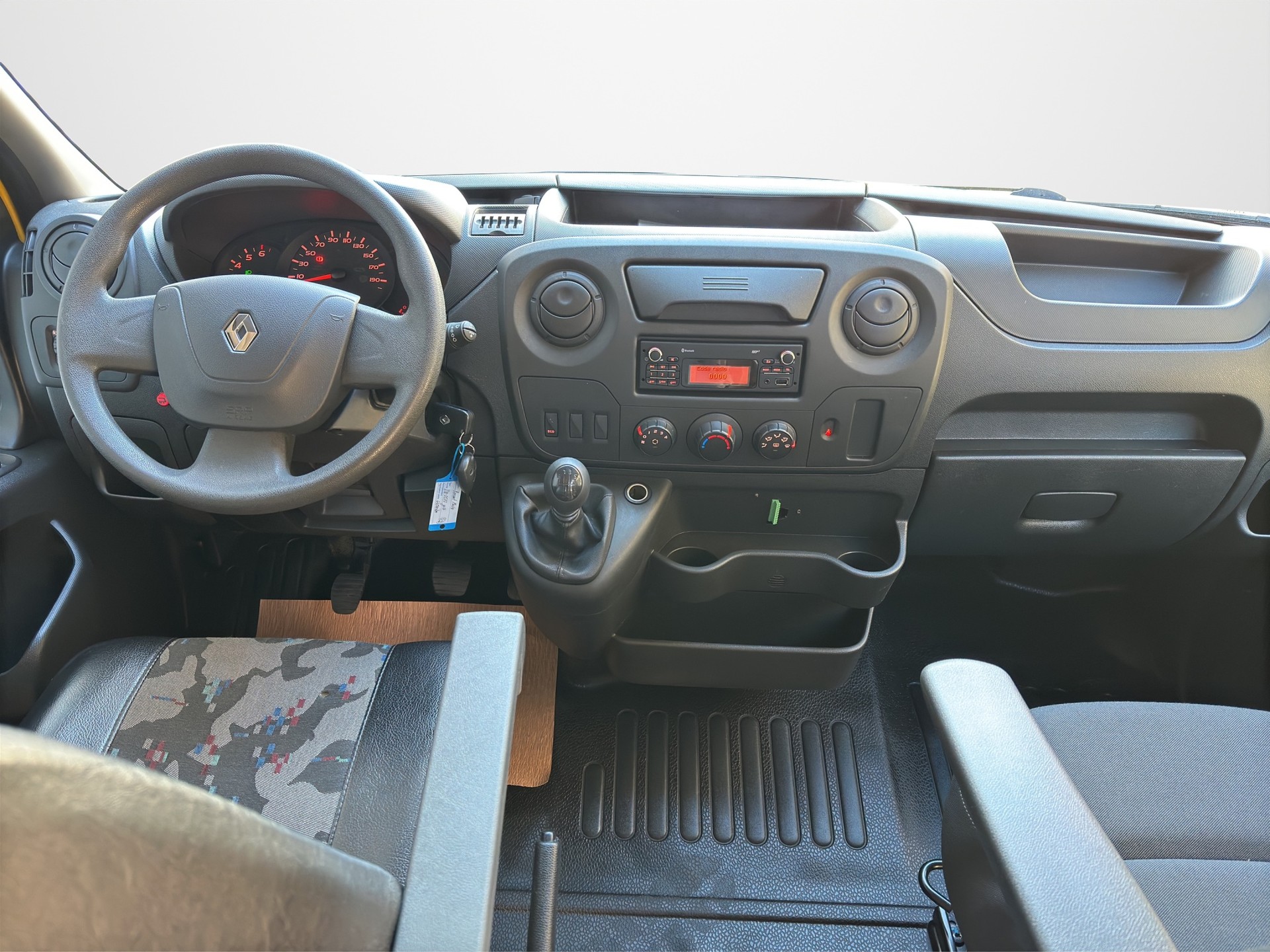 RENAULT Master T35 2.3dCi 130 L3H3-image-11