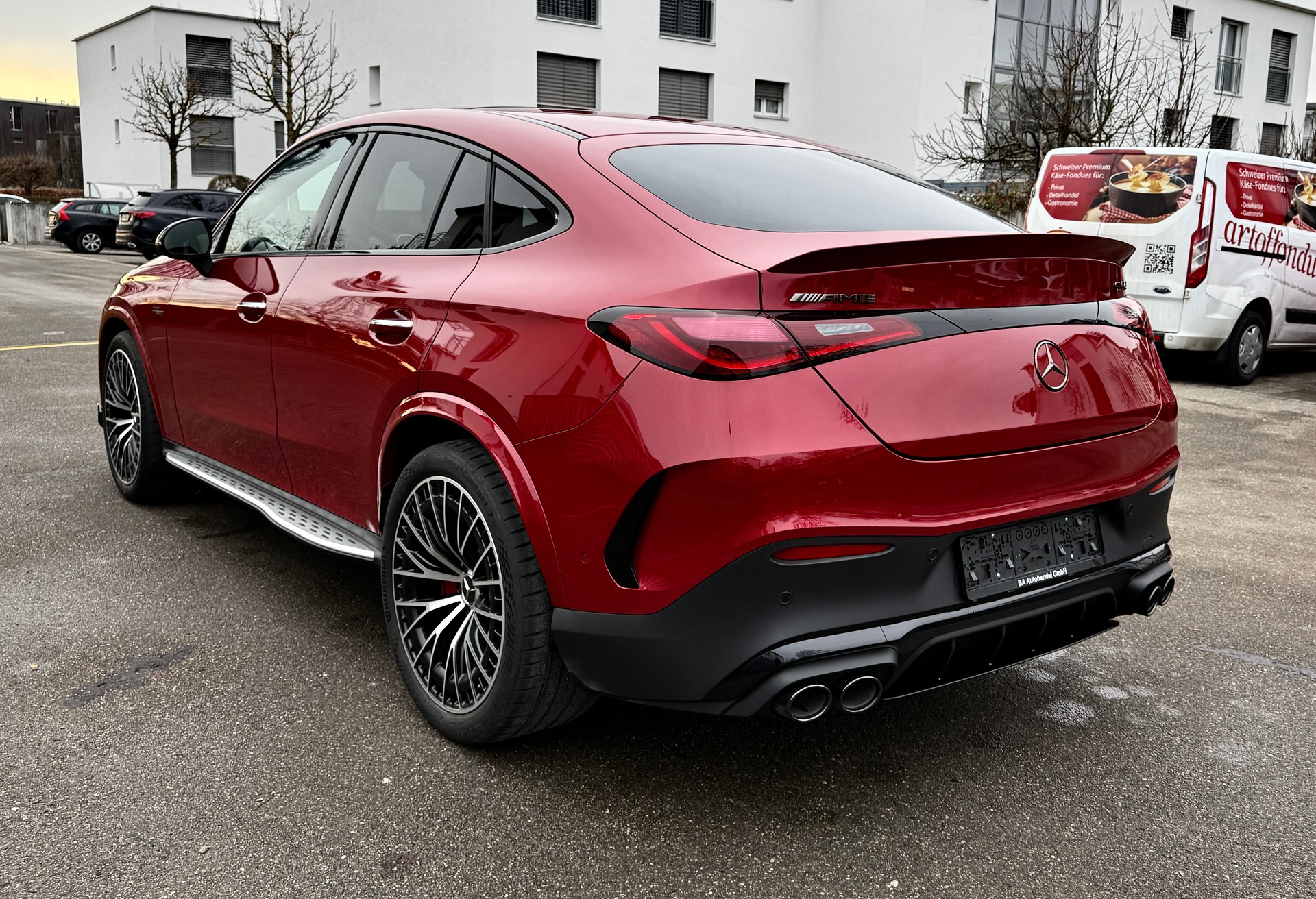 MERCEDES-BENZ GLC 43 AMG 4MATIC 9G-TRONIC*AIR BODY CONTROL (LUFTFAHRWERK)*AMG REAL PERFORMANCE SOUND*EL. PANORAMA-GLASSCHIEBEDACH*-showroom-element-3
