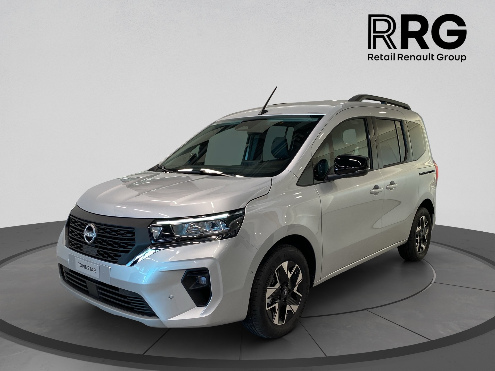 NISSAN combi 1.3 DIG-T 7DCT L1H1 Tekna-image-1