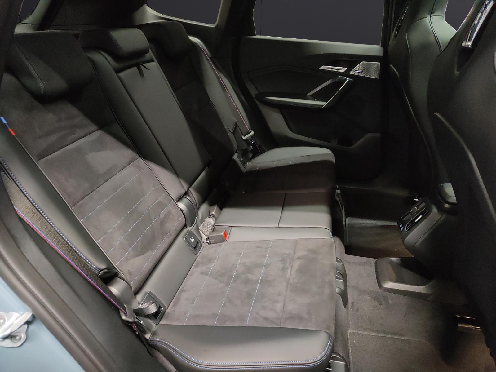 BMW X1 M35i-image-15