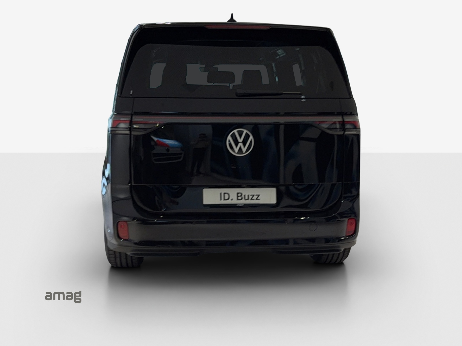 VW ID.Buzz LWB GTX 4 Motion-image-3