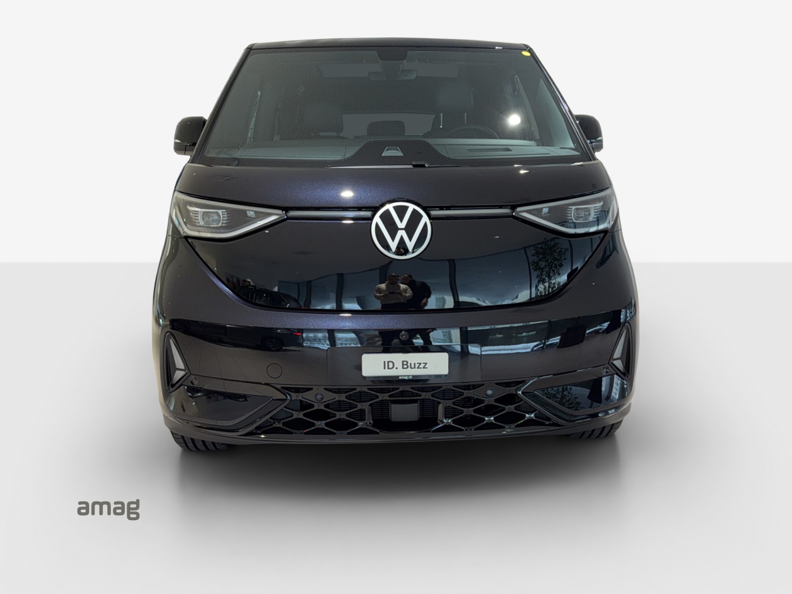 VW ID.Buzz LWB GTX 4 Motion-image-6