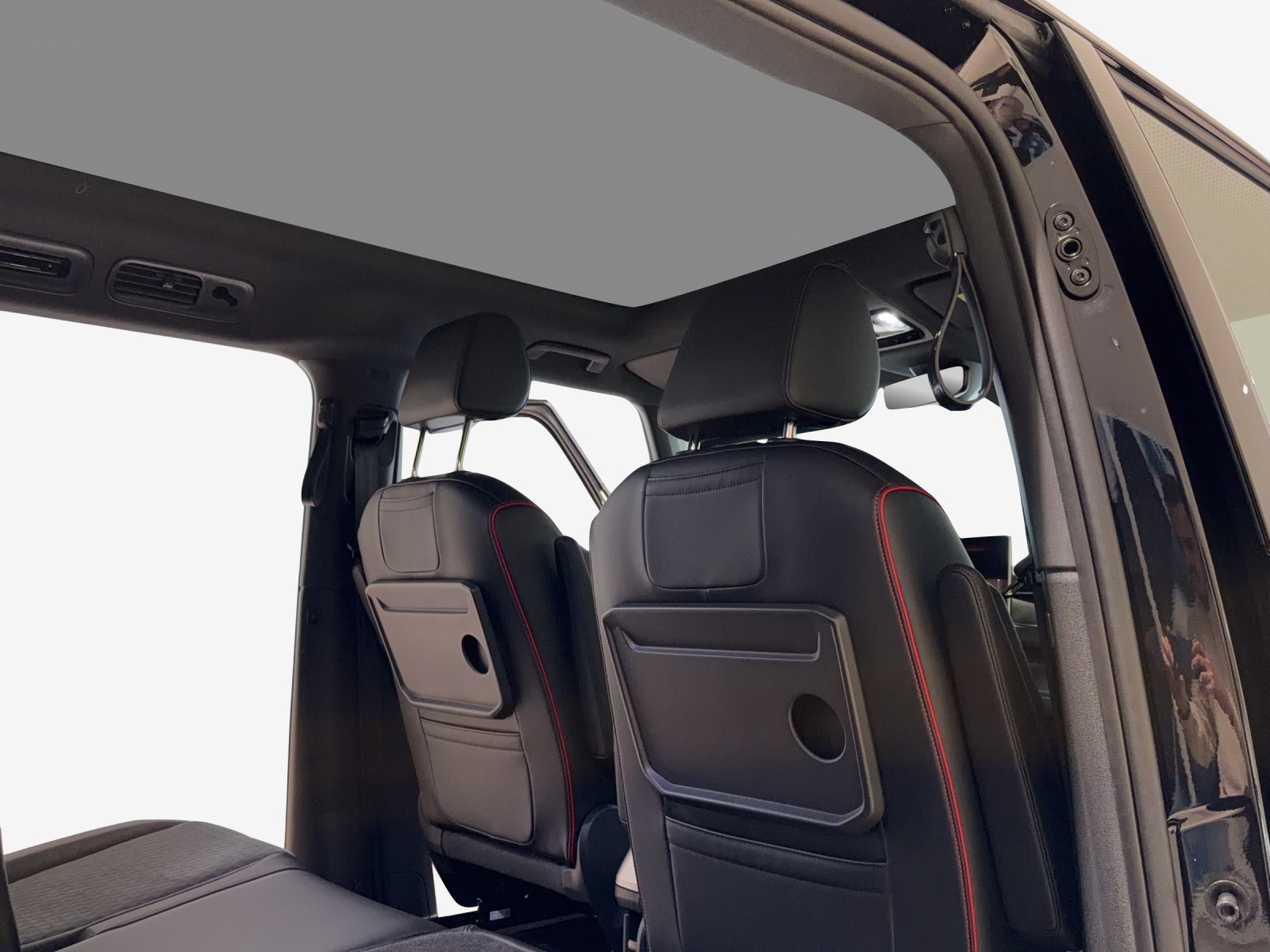 VW ID.Buzz LWB GTX 4 Motion-image-14
