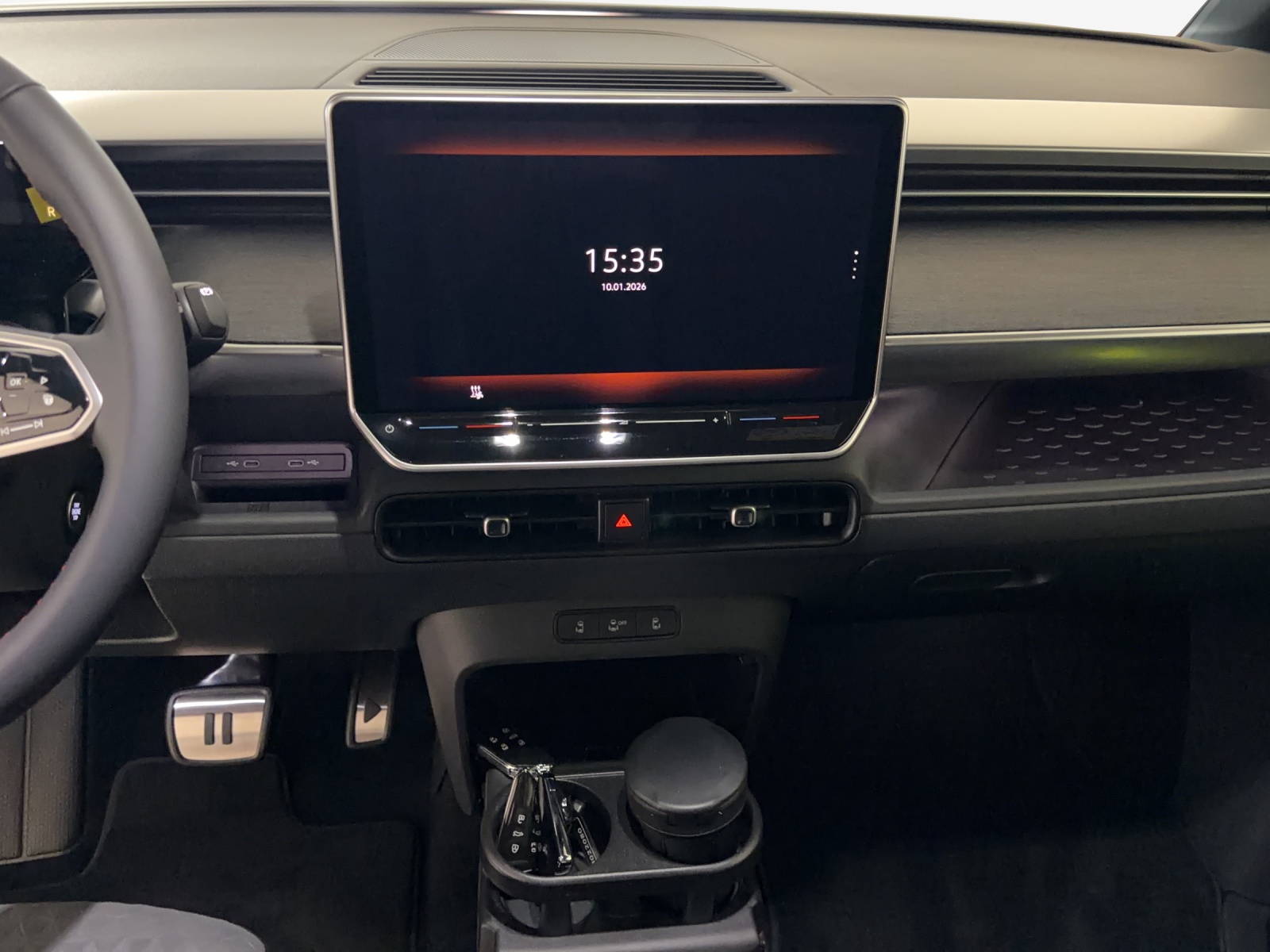 VW ID.Buzz LWB GTX 4 Motion-image-10