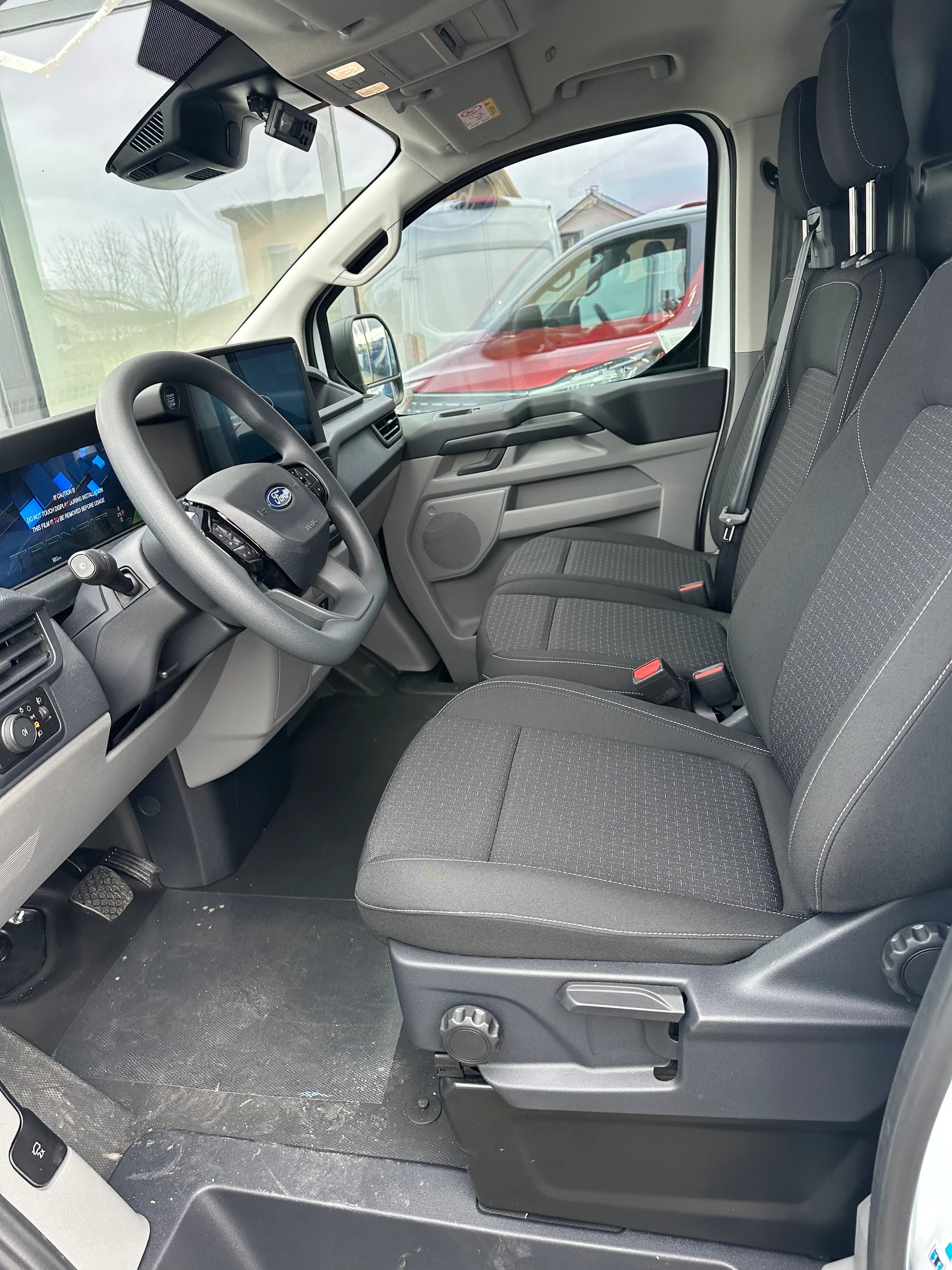 FORD Transit Custom Van 320 L2 2.0 EcoBl Trend/170CV/Aut.-image-9