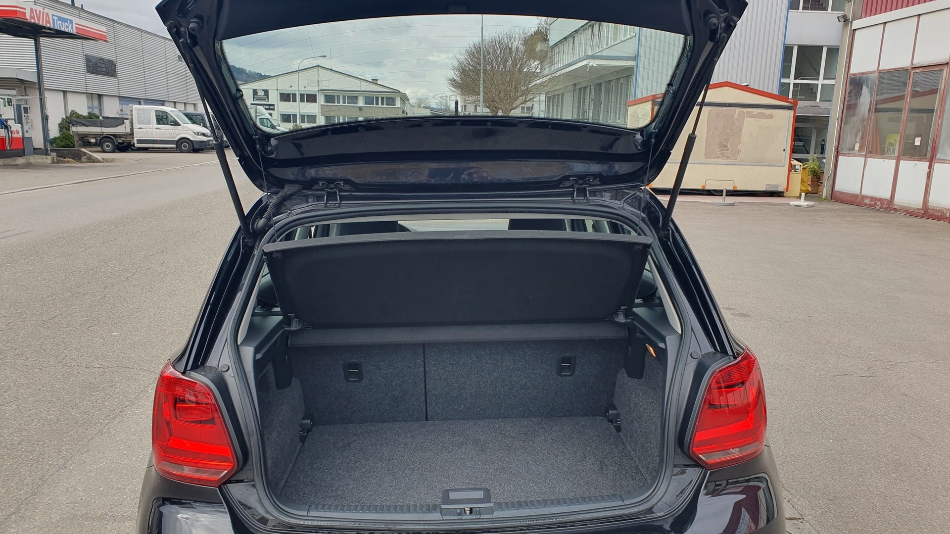 VW Polo 1.2 TSI BMT Lounge DSG-image-12