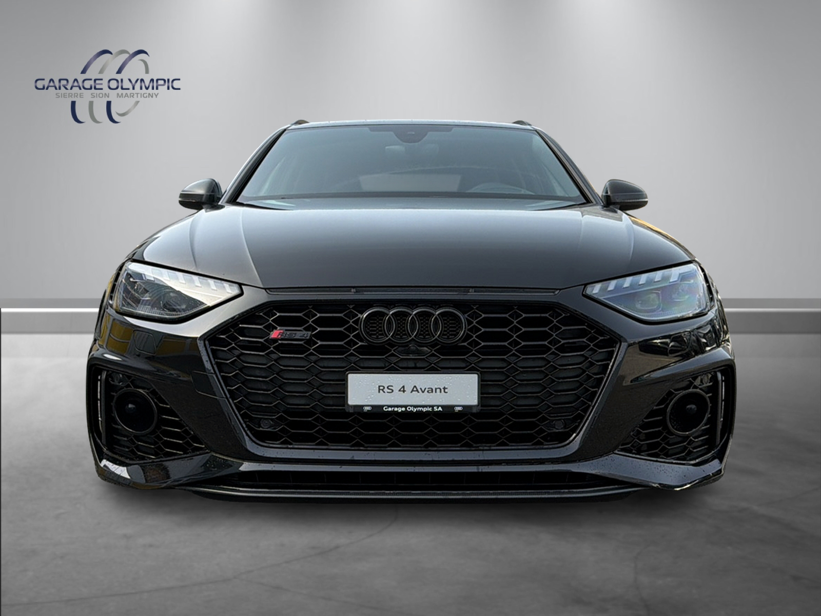 AUDI RS4 Avant quattro tiptronic-image-1