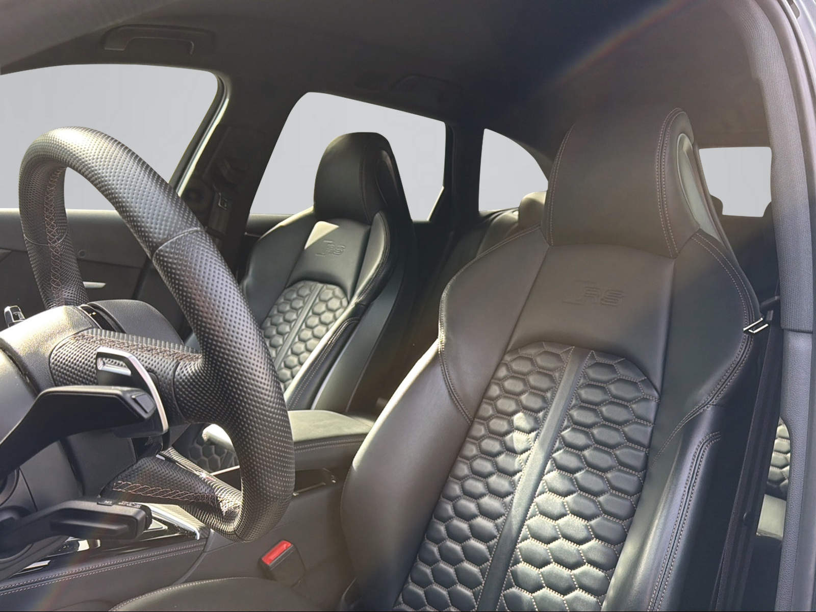AUDI RS4 Avant quattro tiptronic-image-6
