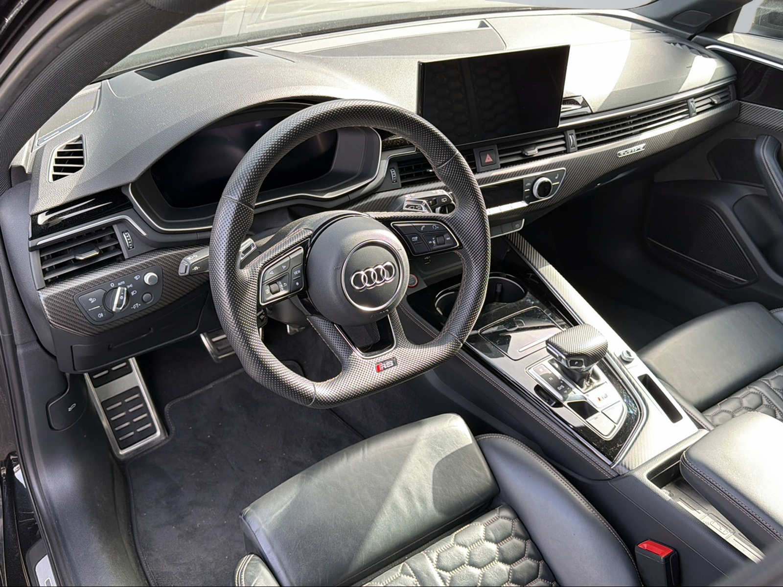 AUDI RS4 Avant quattro tiptronic-image-7