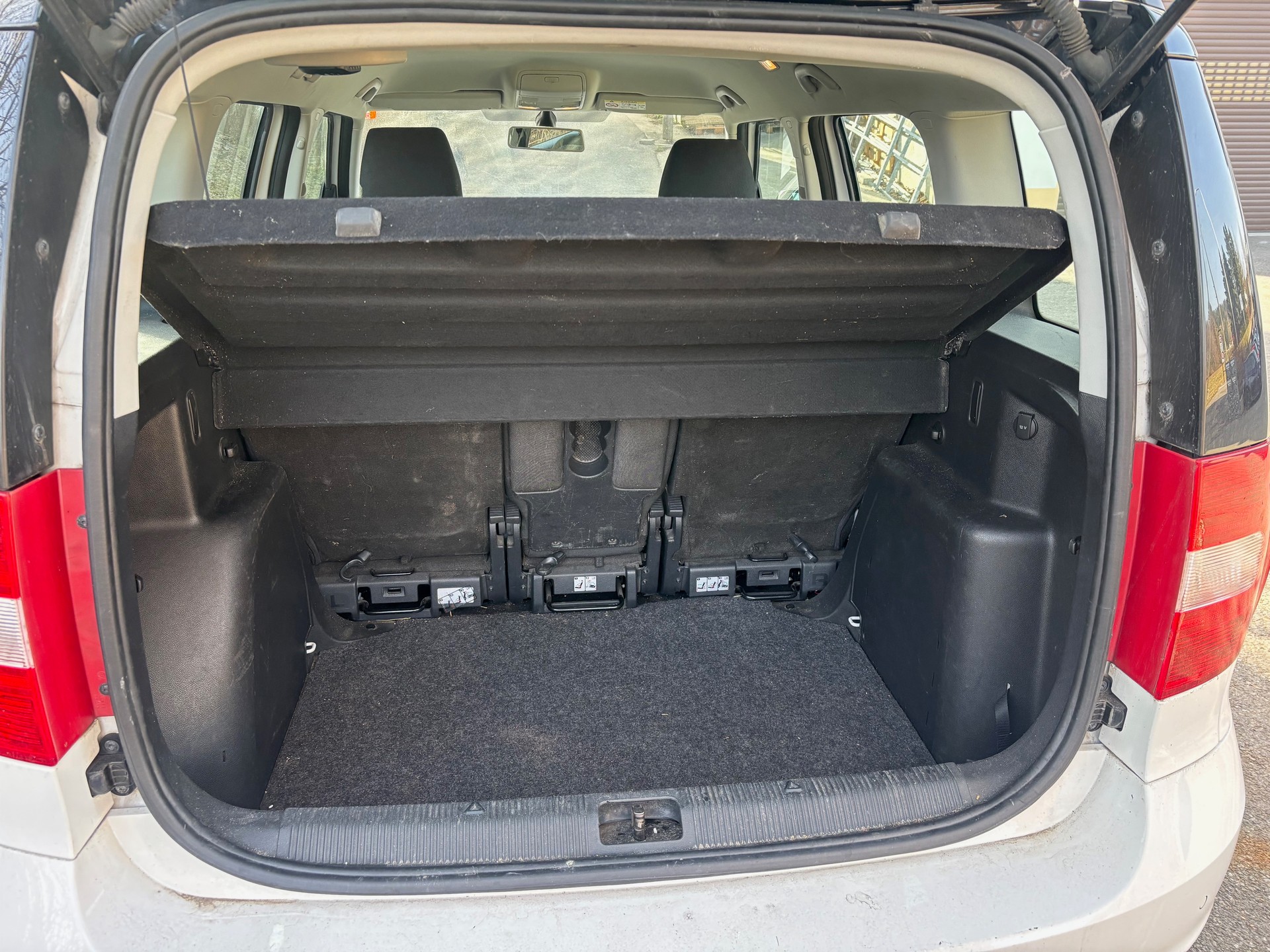 SKODA Yeti 1.4 TSI Active 4x4-image-2