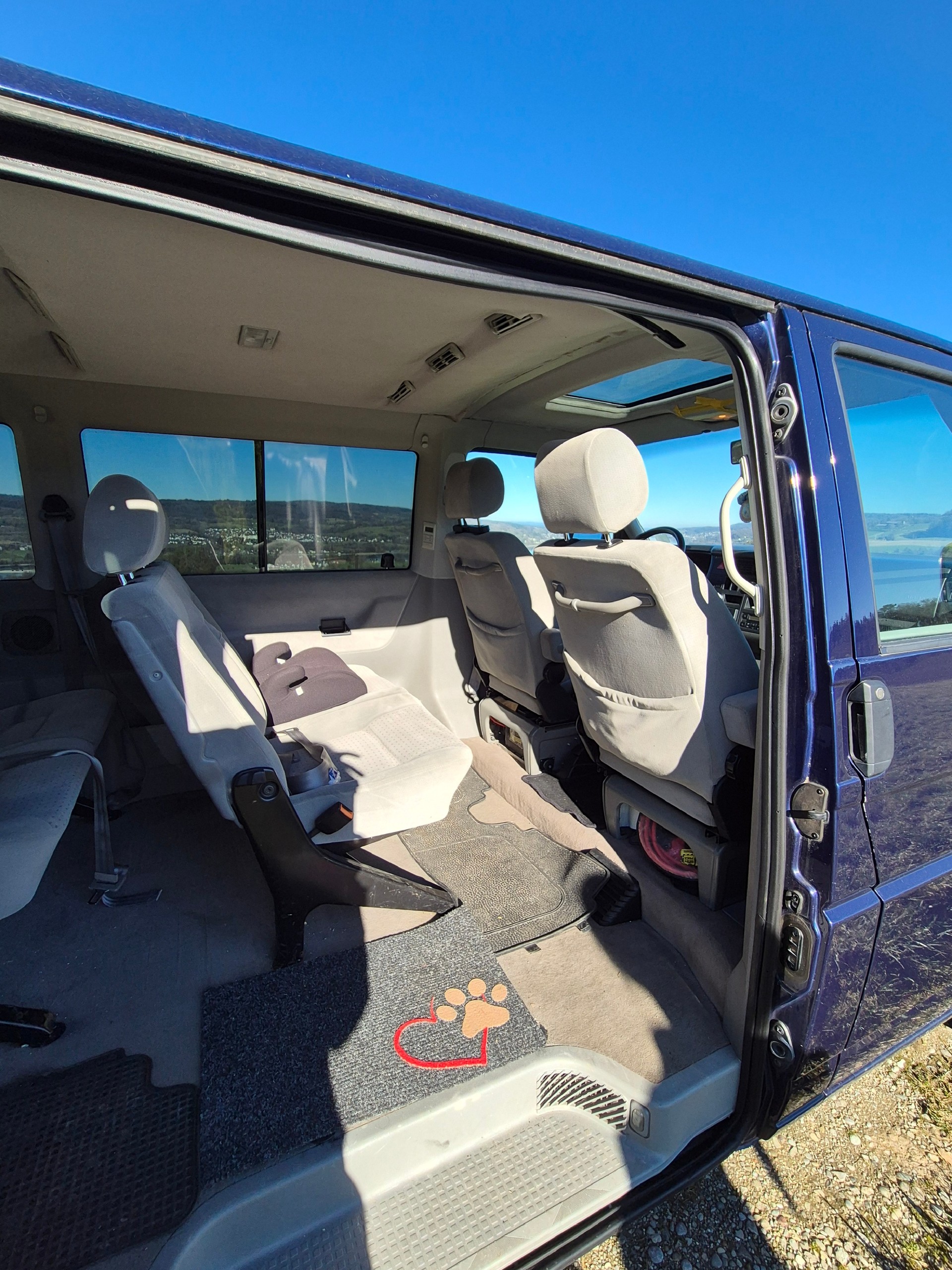 VW T4 Caravelle 2.5TDI ABS-image-14