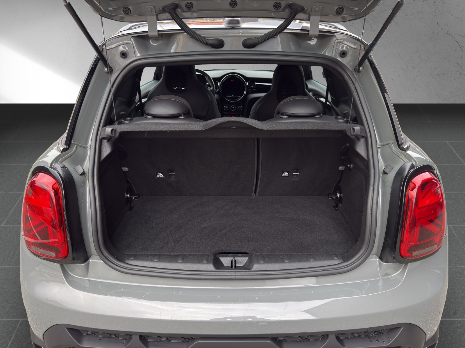 MINI Cooper John Cooper Works Steptronic-image-17