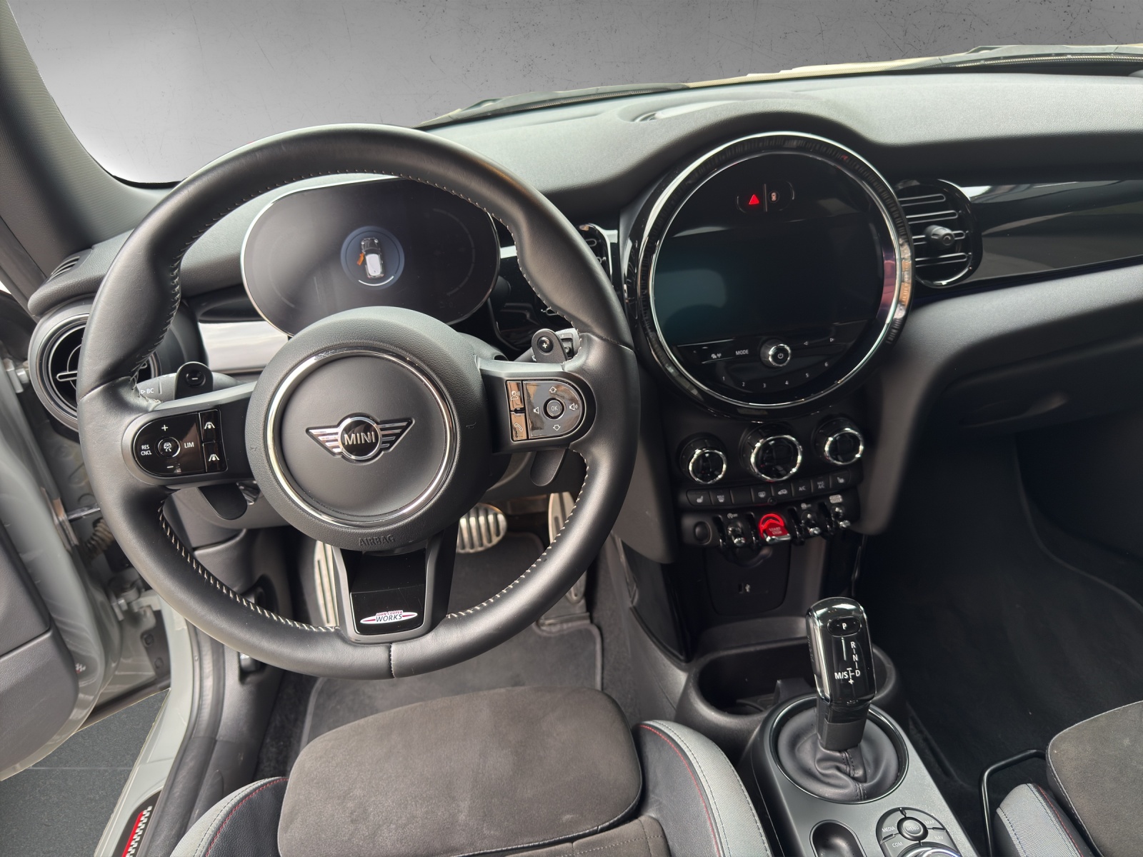MINI Cooper John Cooper Works Steptronic-image-13