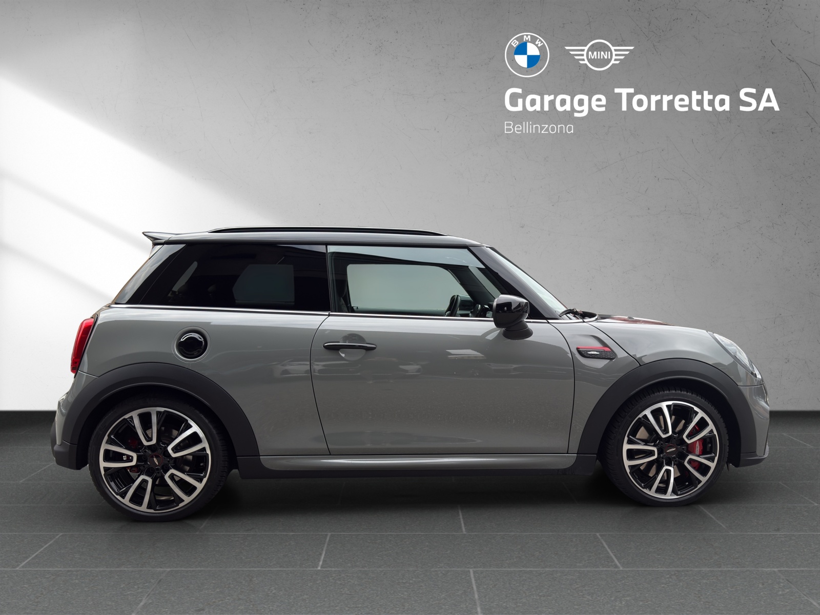 MINI Cooper John Cooper Works Steptronic-image-5