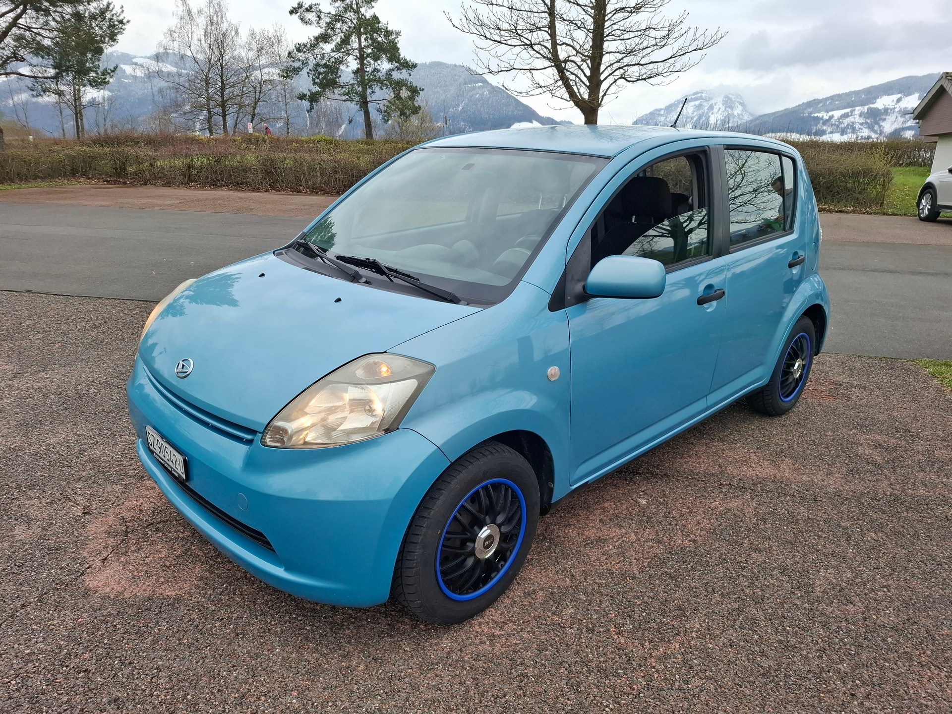 DAIHATSU Sirion 1.3 eco-4WD-image-2
