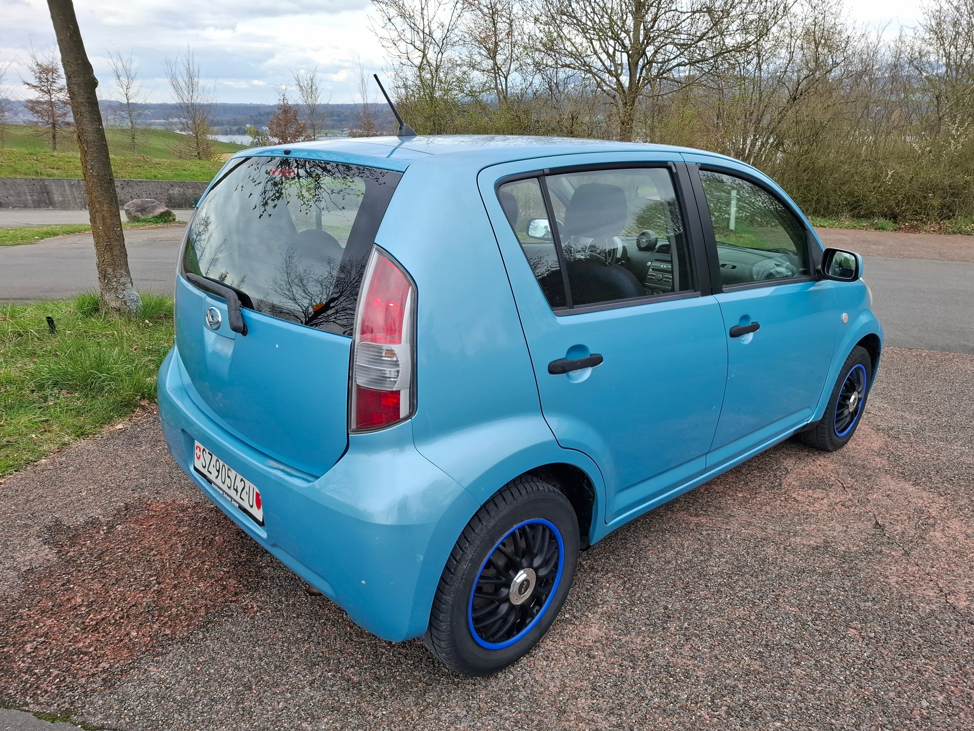 DAIHATSU Sirion 1.3 eco-4WD-image-5