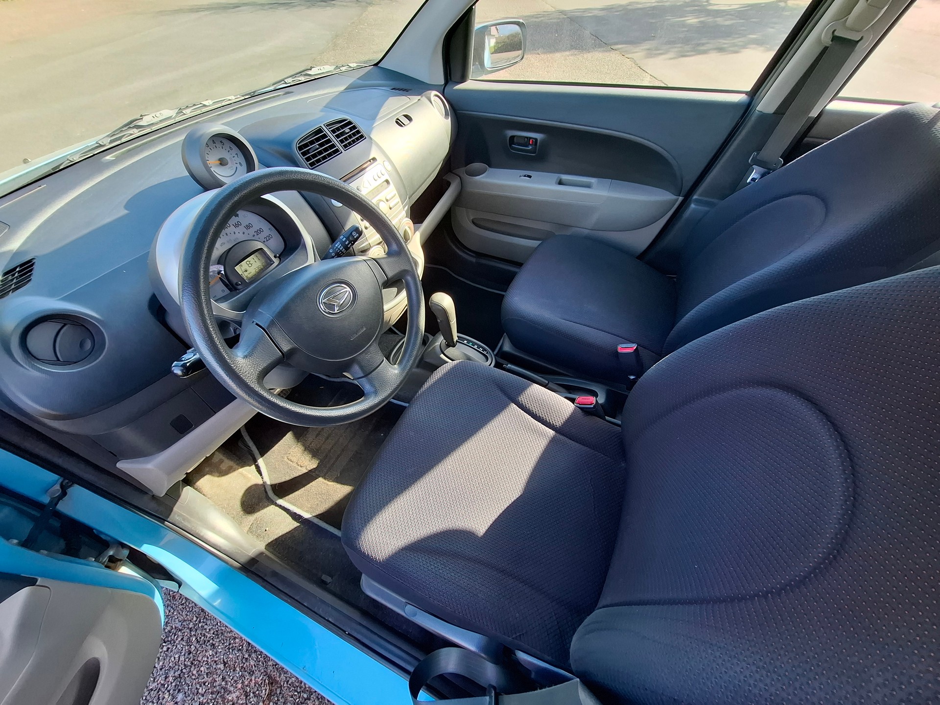 DAIHATSU Sirion 1.3 eco-4WD-image-9