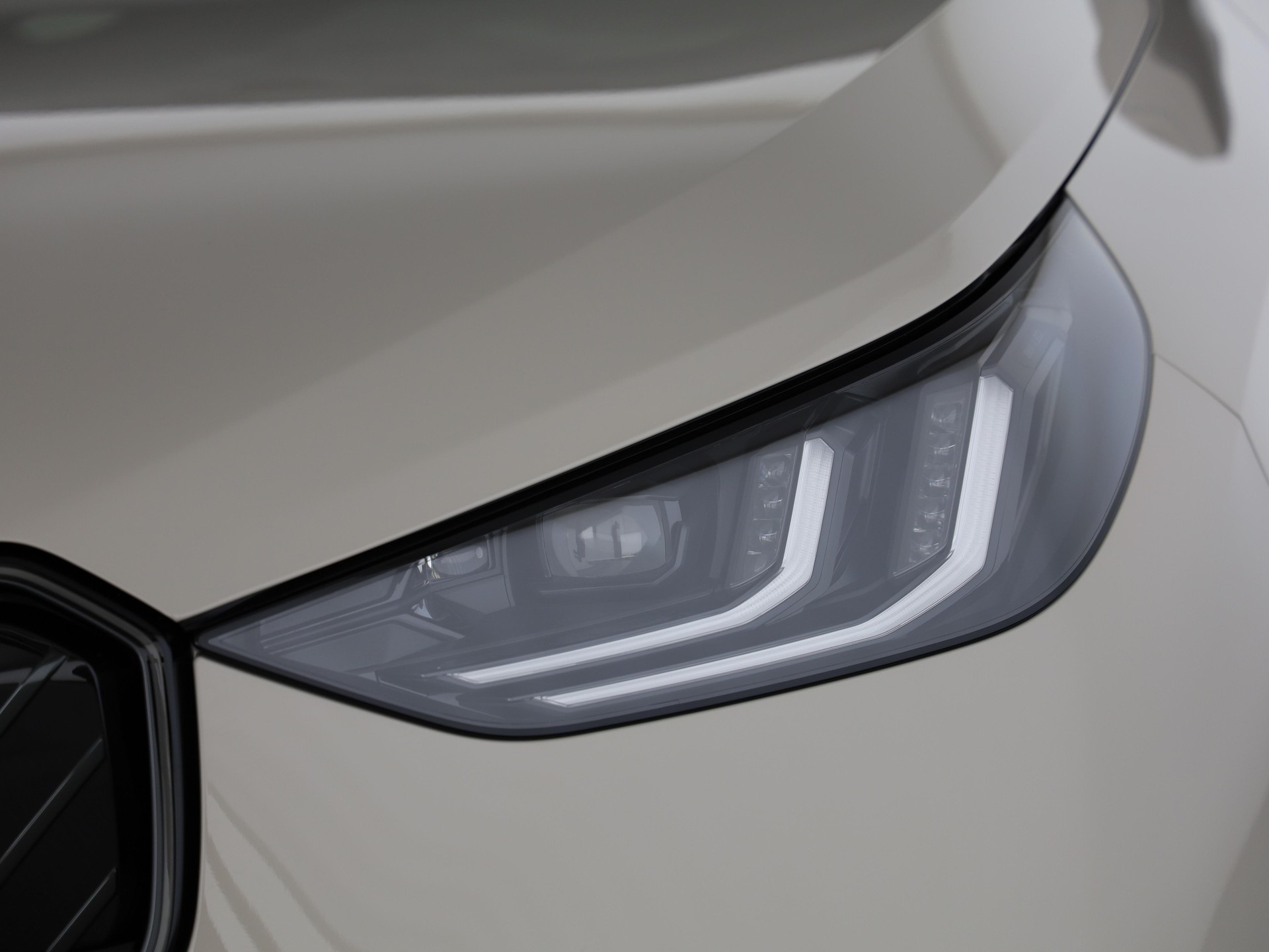BMW X3 30e xDrive-image-5
