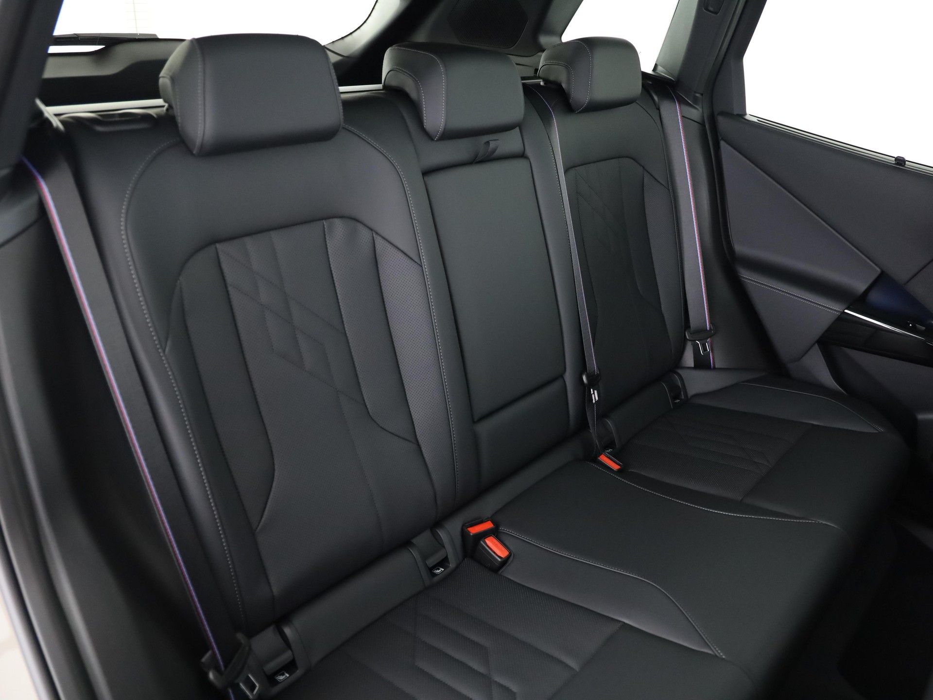 BMW X3 30e xDrive-image-14