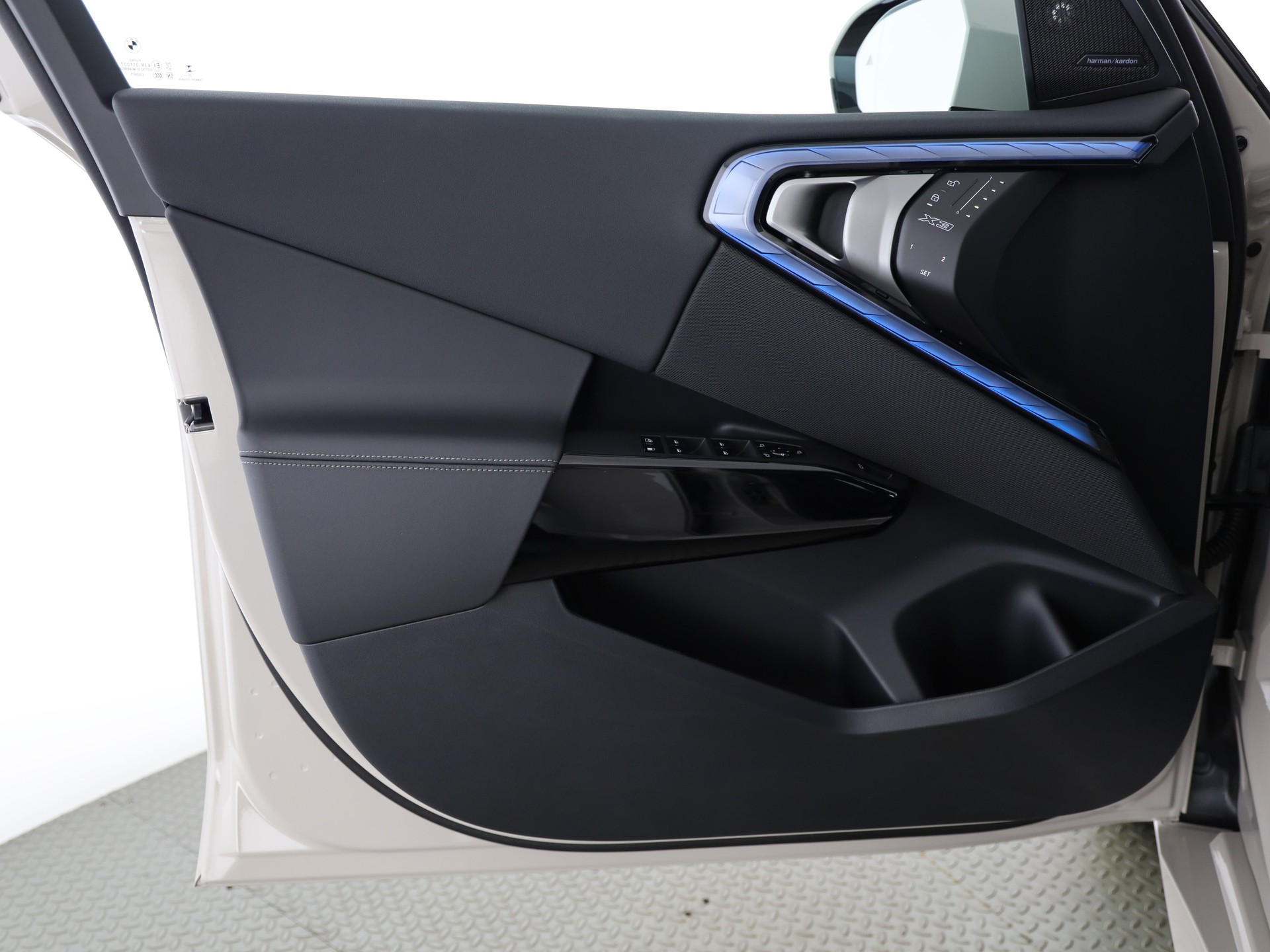 BMW X3 30e xDrive-image-9