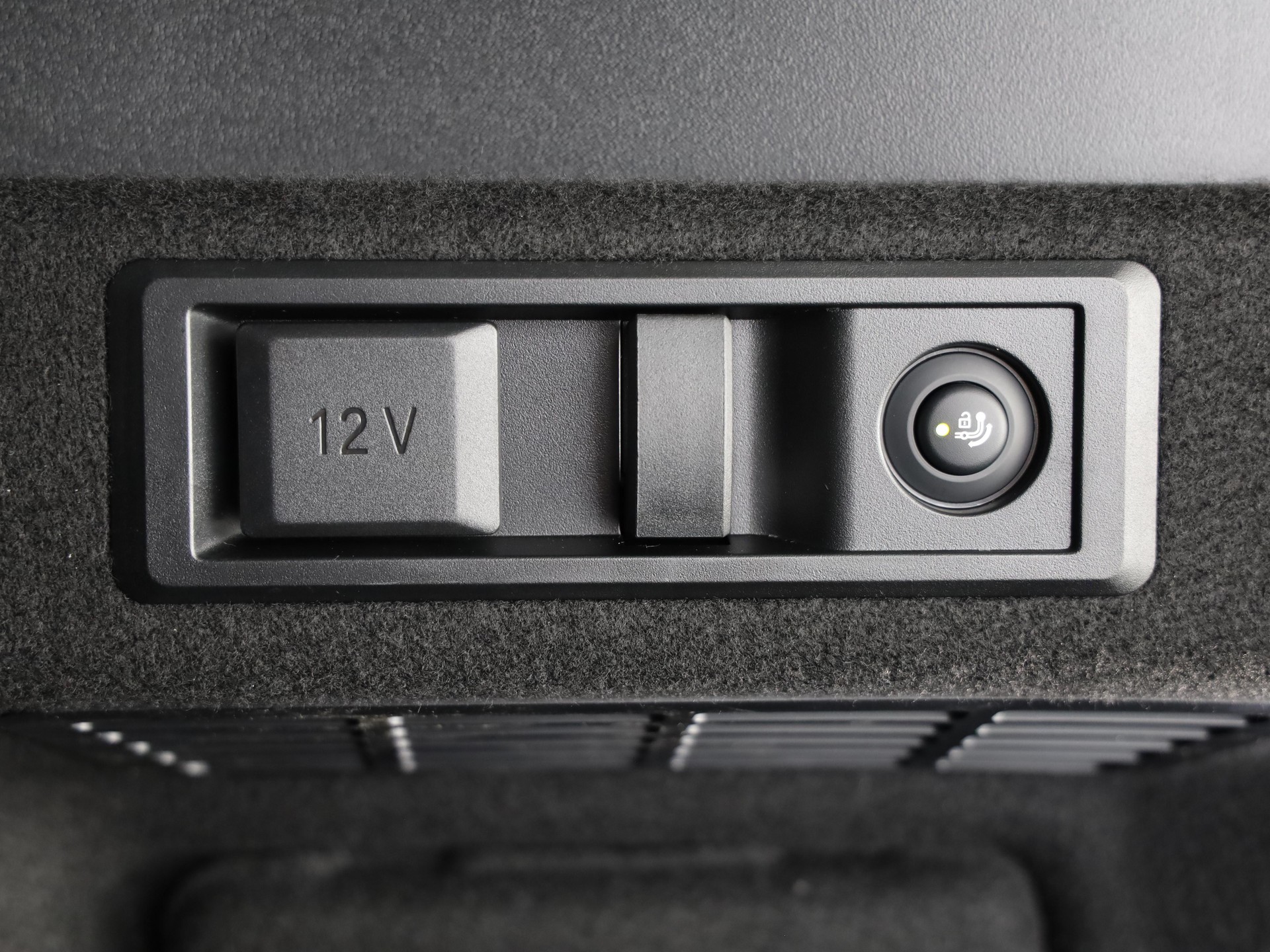 BMW X3 30e xDrive-image-7