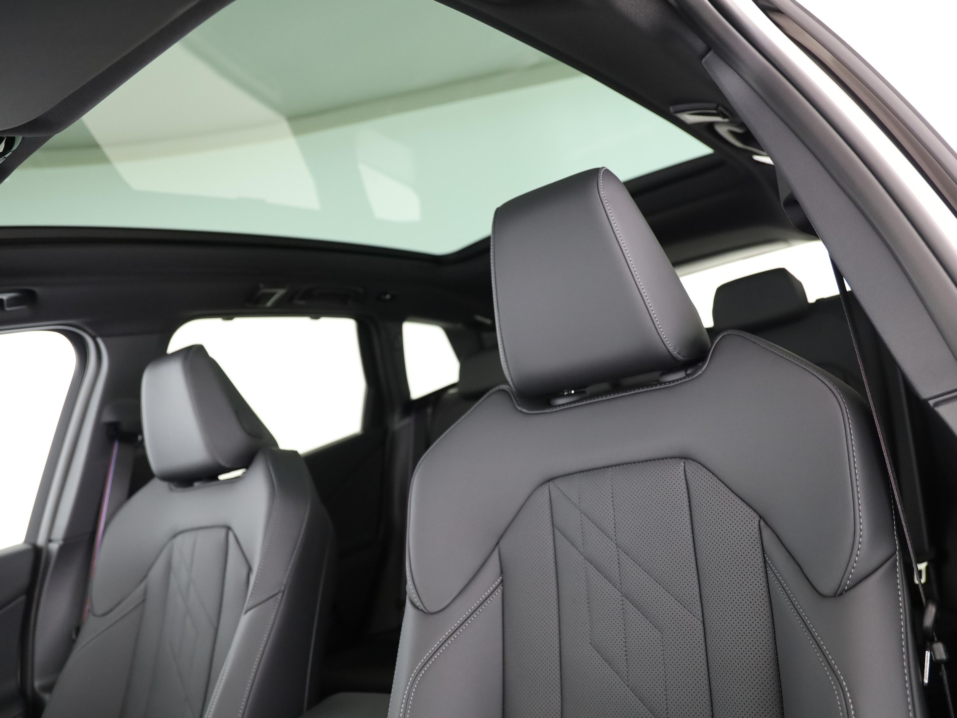 BMW X3 30e xDrive-image-13