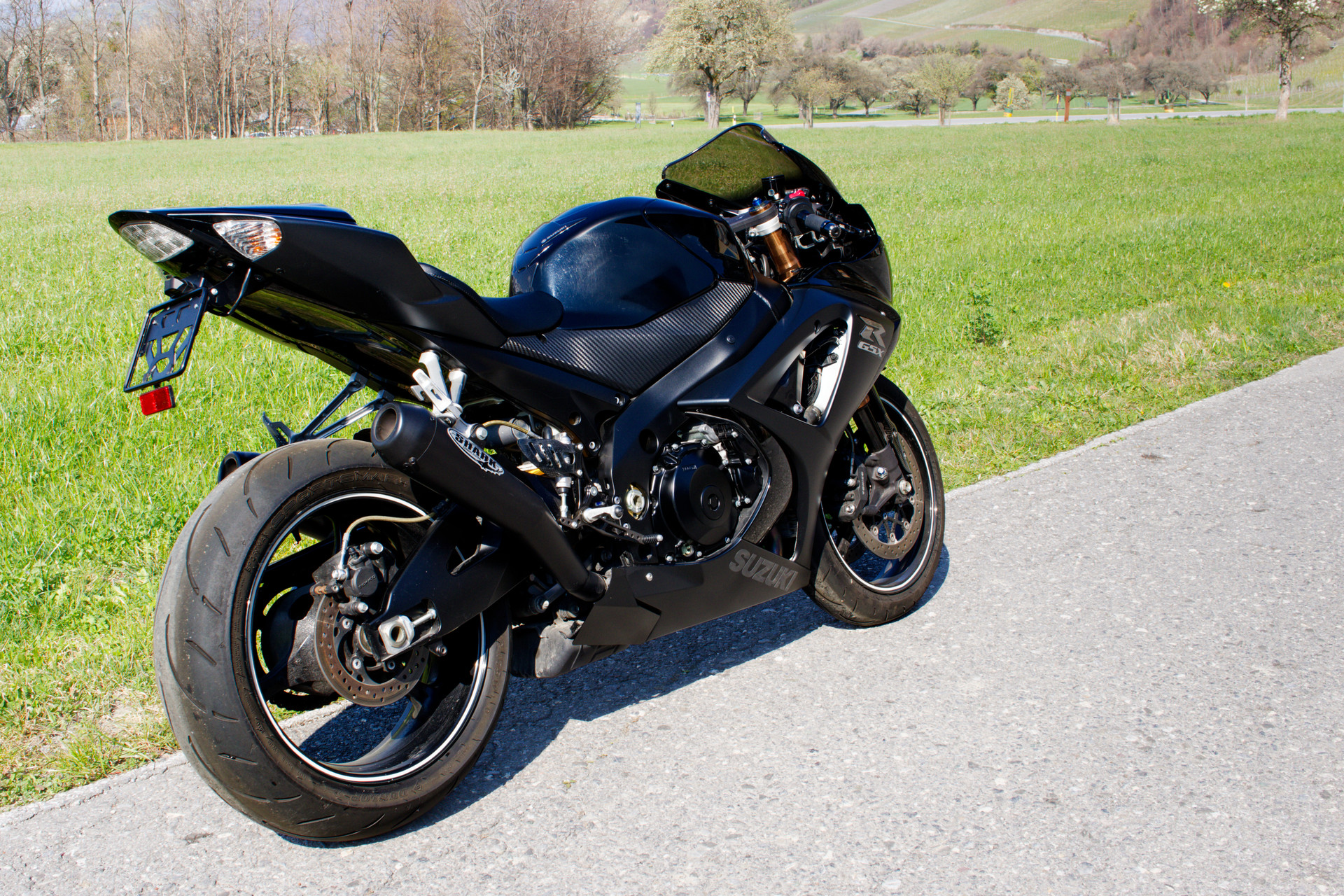 SUZUKI GSX-R 1000 K8-image-3