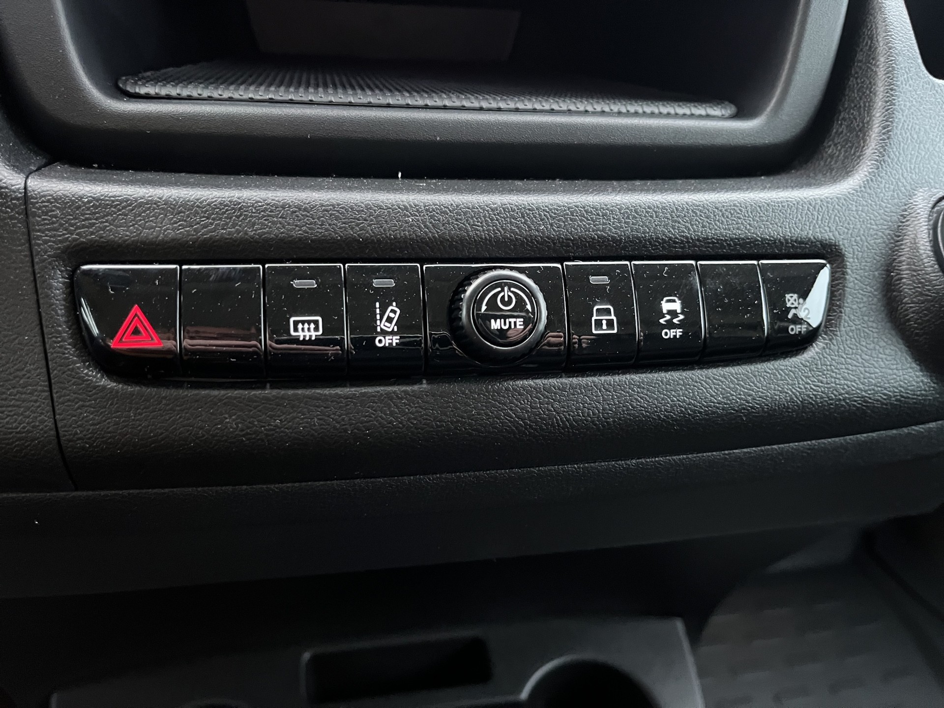 CITROEN umper 2.2 BlueHDi 180 L3H2*New Modell, AHK, Navi*-image-16