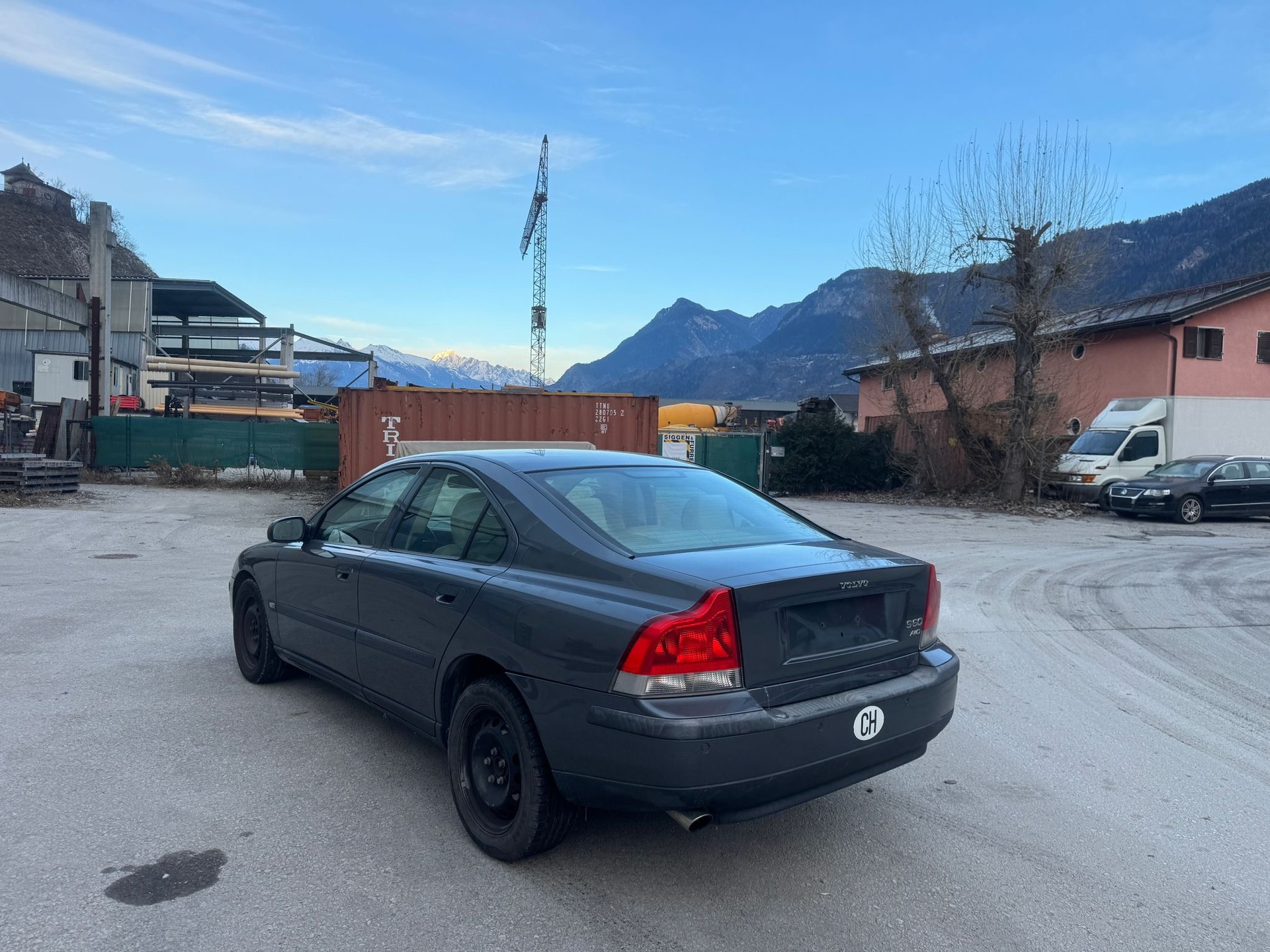 VOLVO S60 2.5T AWD-image-4