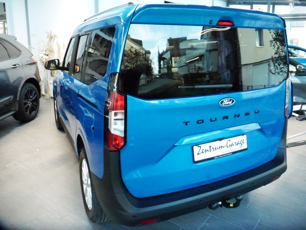 FORD Tourneo Courier 1.0 EcoBoost Titanium-image-1