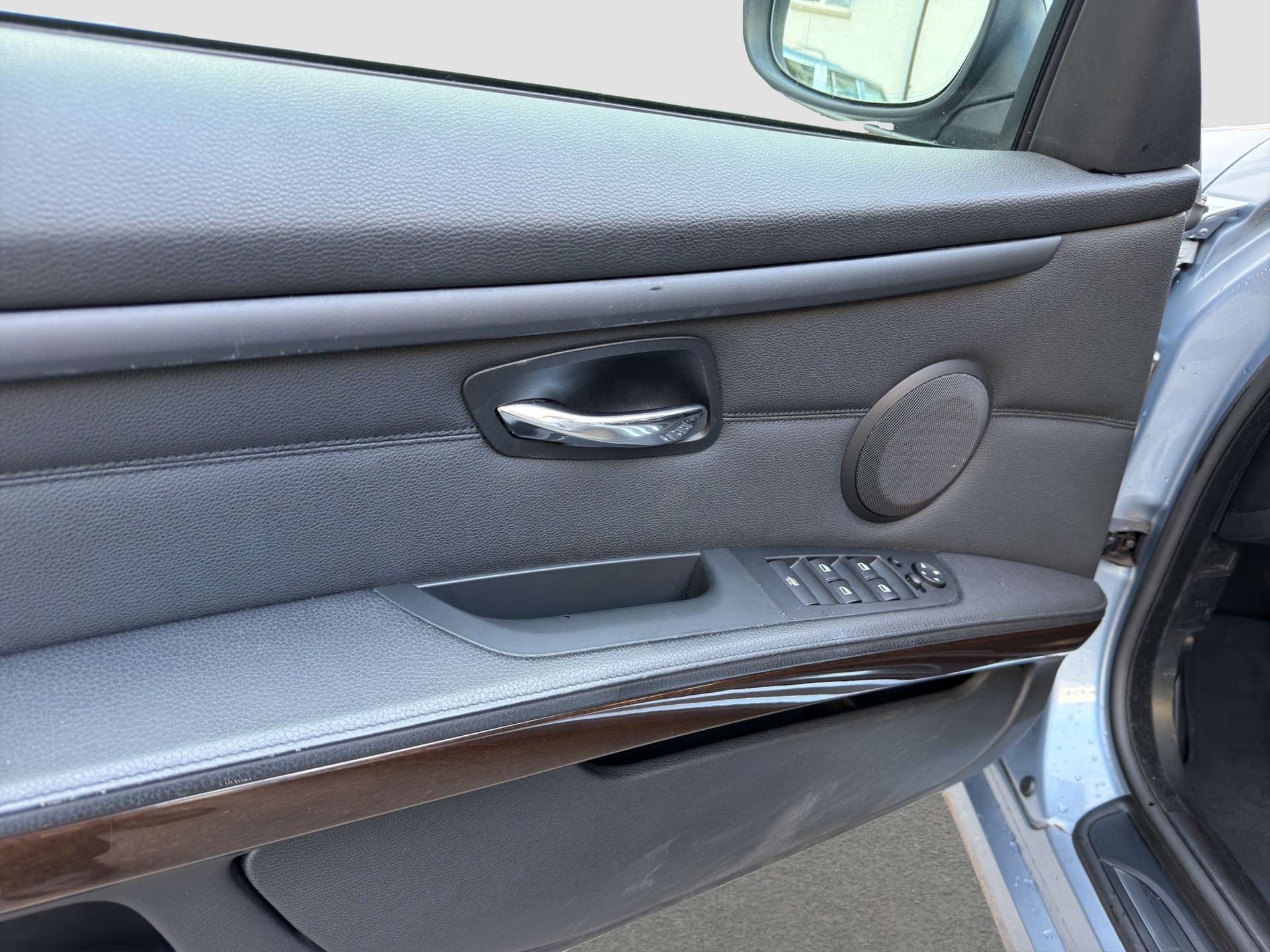 BMW 325i Cabriolet Steptronic-image-9