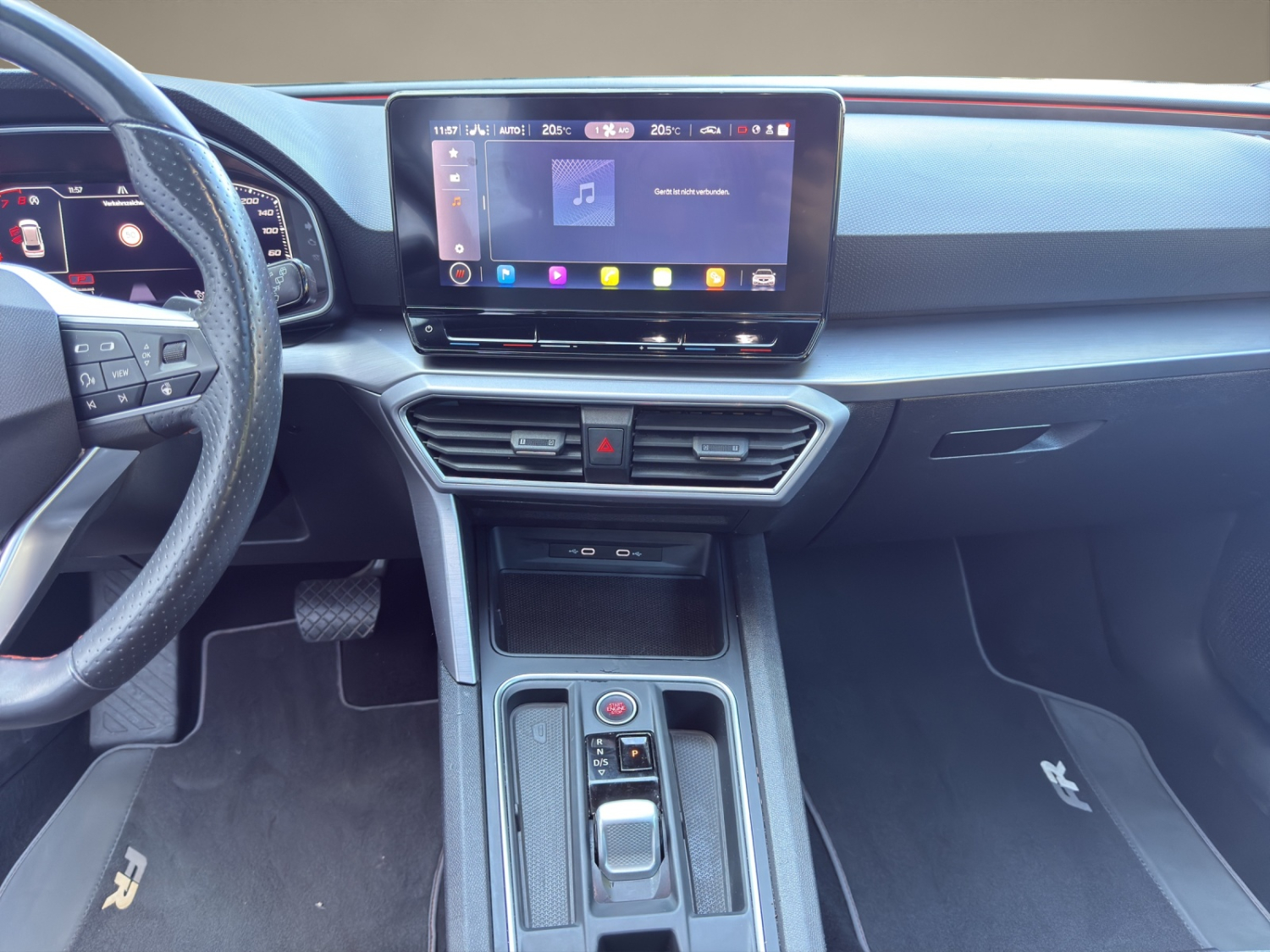 SEAT Leon ST 1.5 eTSI 150 FR DSG-image-14