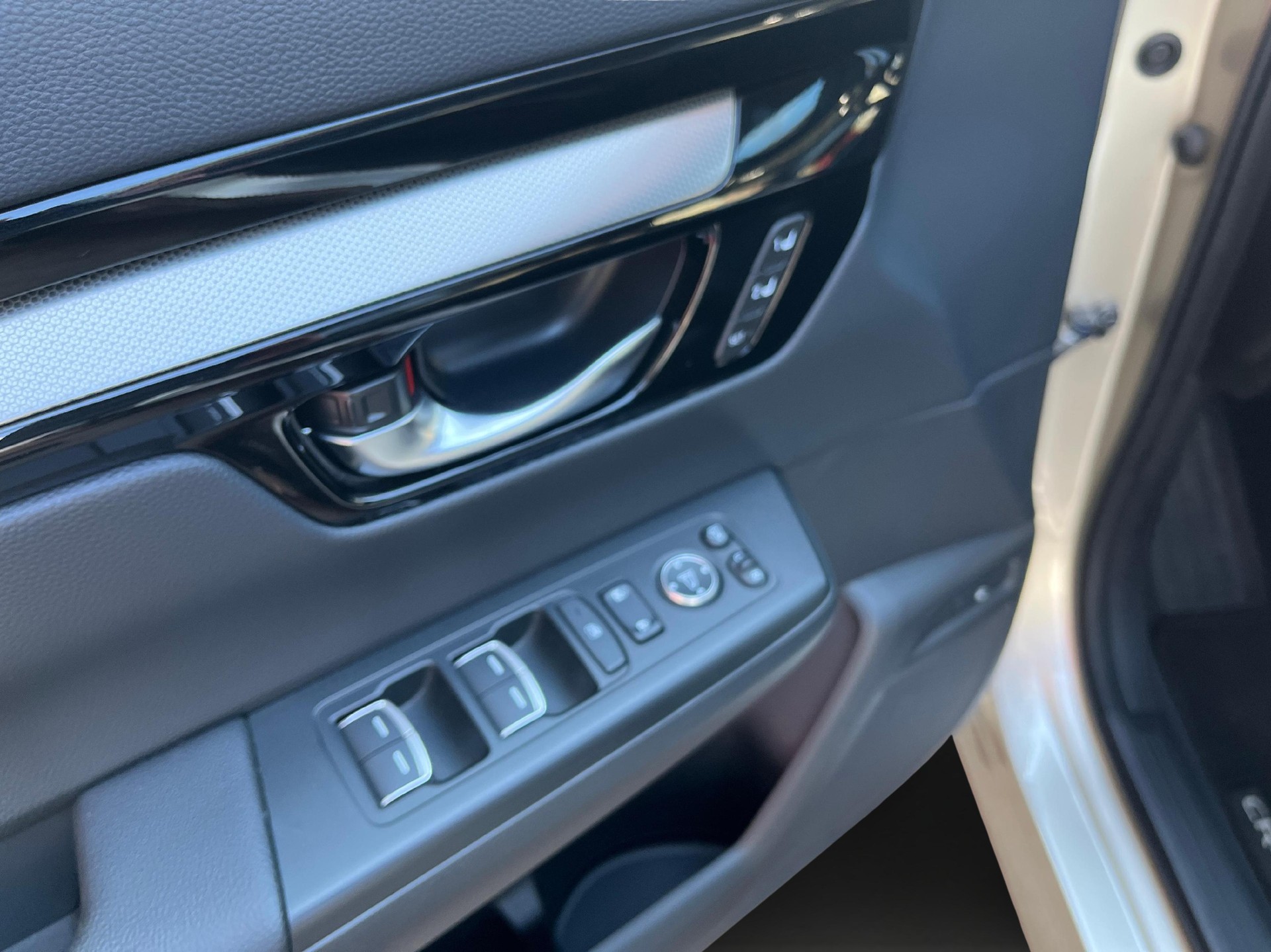HONDA CR-V 2.0 i-MMD Plug-in Hybrid Advance Tech 2WD-image-12