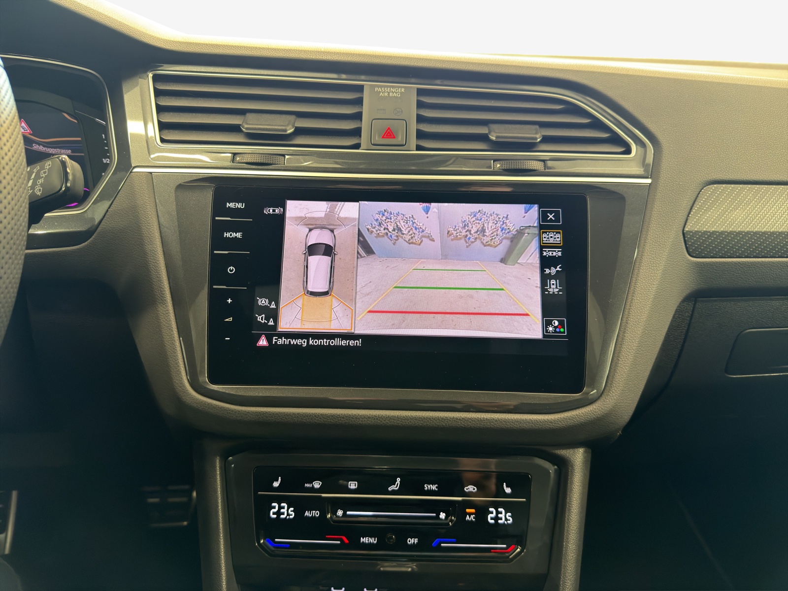 VW Tiguan 2.0 TDI SCR R-Line 4Motion DSG-image-14