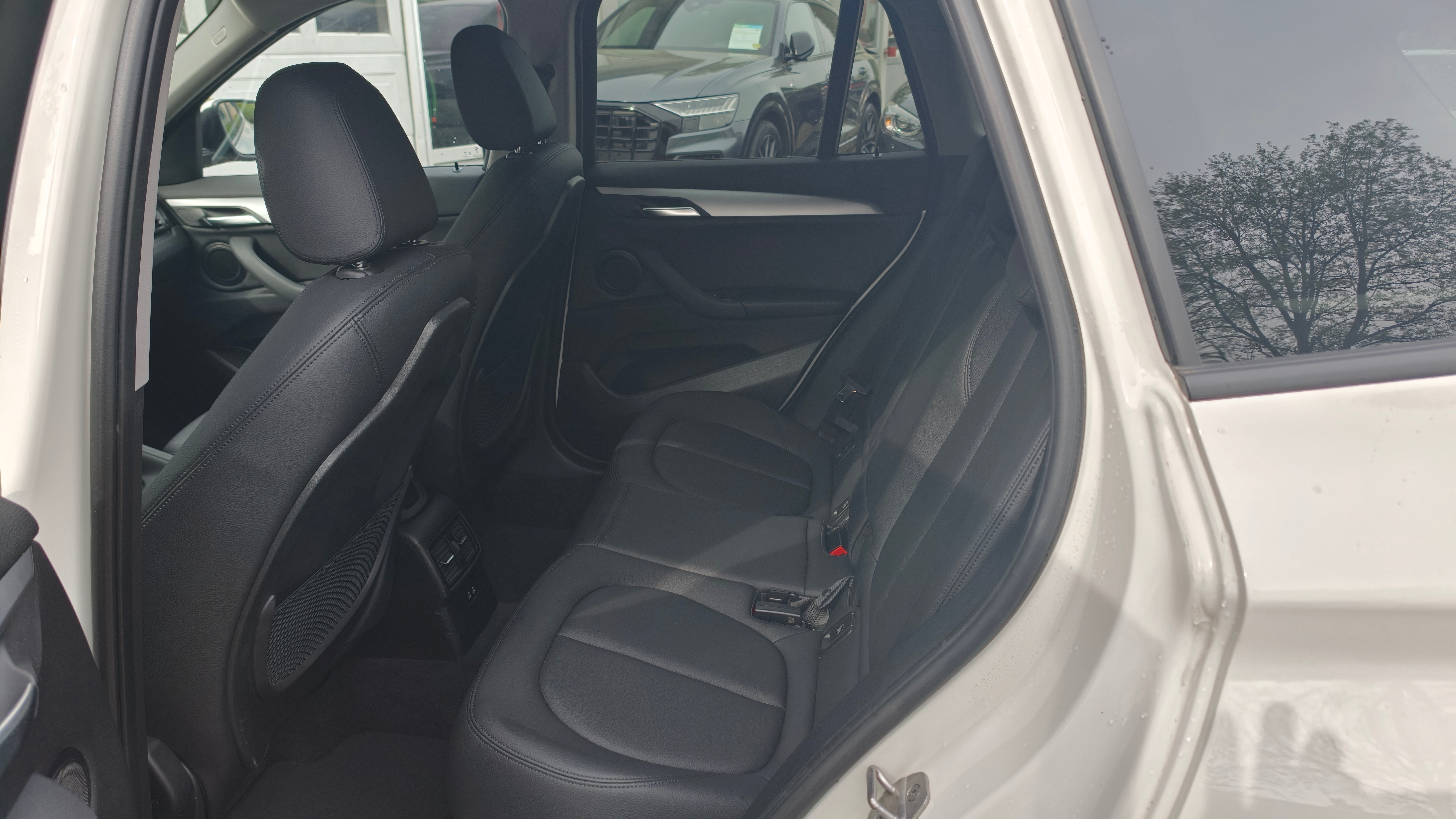 BMW X1 sDrive 18d xLine Steptronic – Ansicht 8