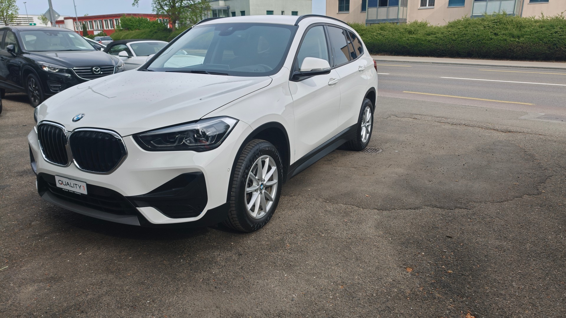 BMW X1 sDrive 18d xLine Steptronic-showroom-element-1