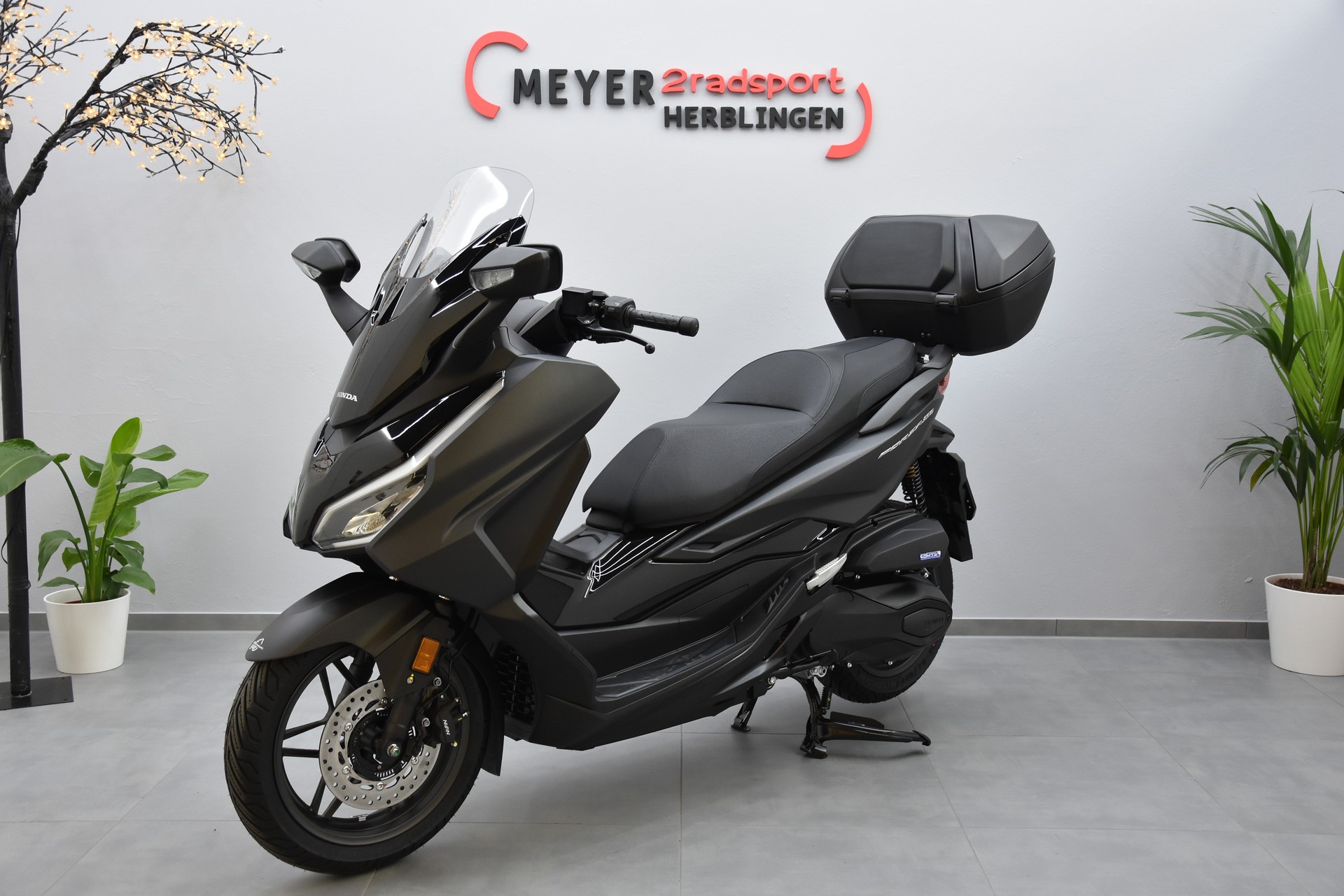 HONDA NSS 350 Smart Top Box-showroom-element-3