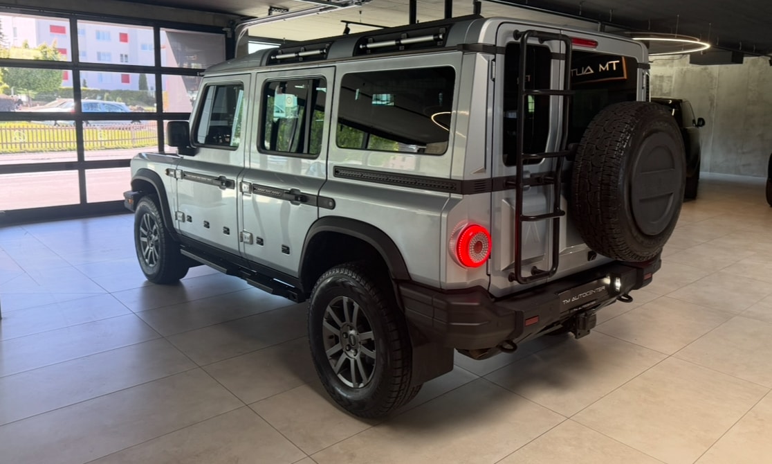 INEOS Grenadier 3.0D Fieldmaster Edition-image-3