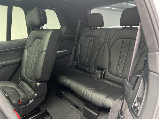 BMW X7 xDr 48 M60i M Sp. Pro-image-12