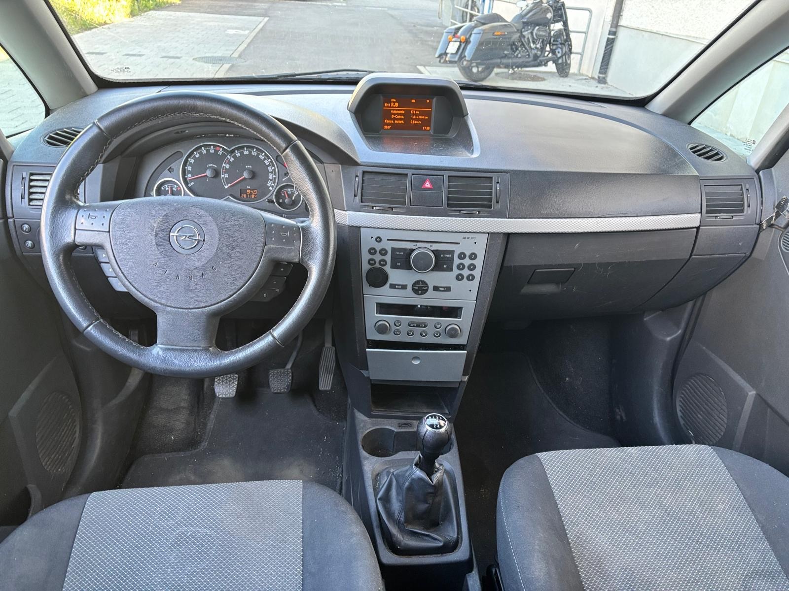 OPEL Meriva 1.6i-16 TP (Essentia)-image-8