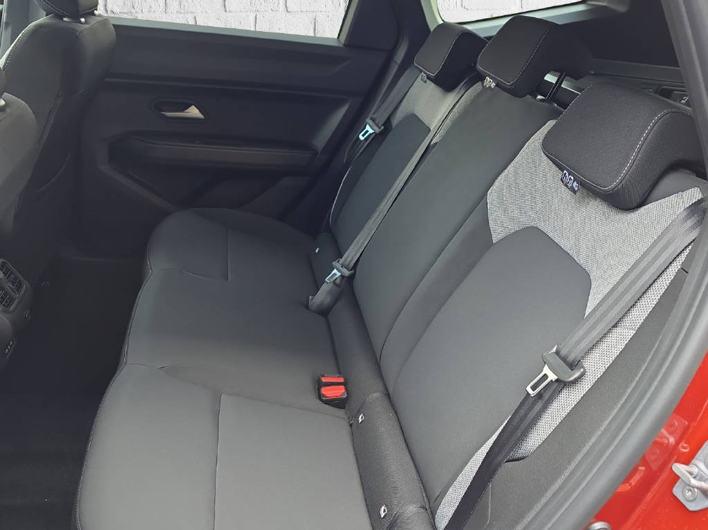DACIA Bigster 1.8 Hybrid Journey-image-9