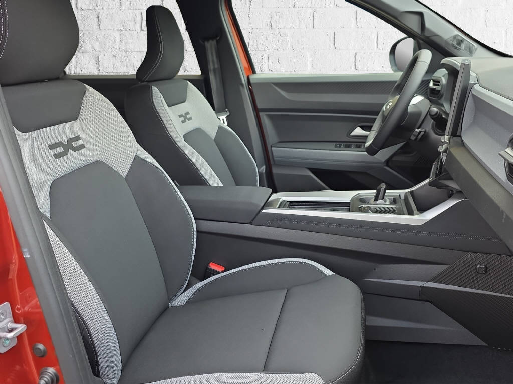 DACIA Bigster 1.8 Hybrid Journey-image-10