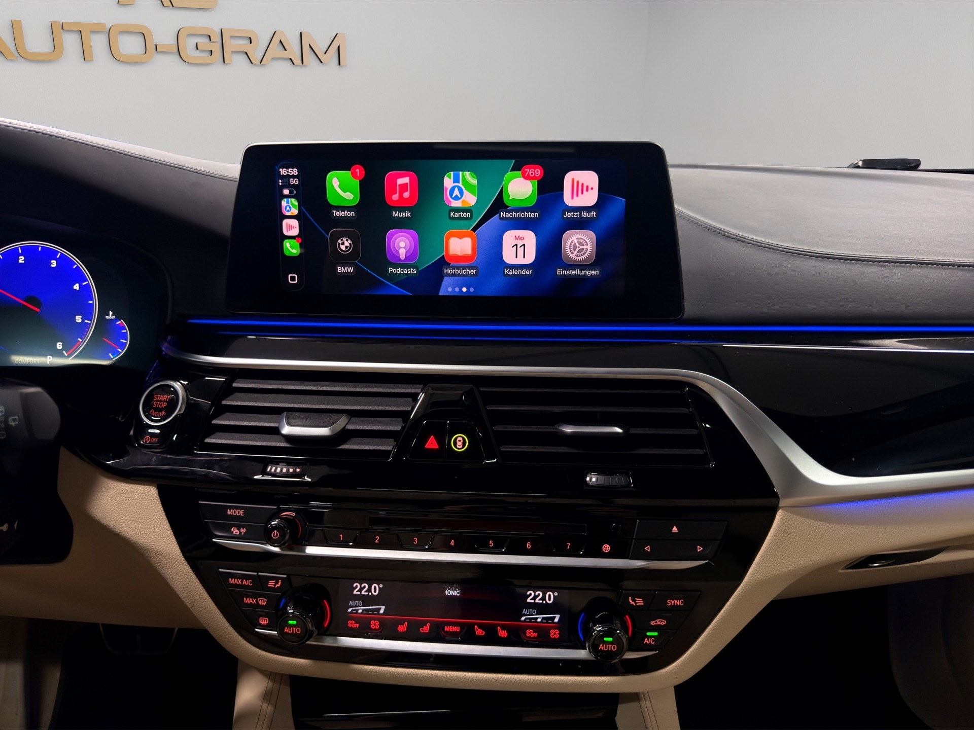 BMW M550d xDrive Touring Steptronic-image-19