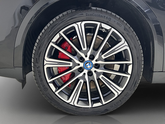 BMW iX2 xDrive 30 M Sport Pro-image-7